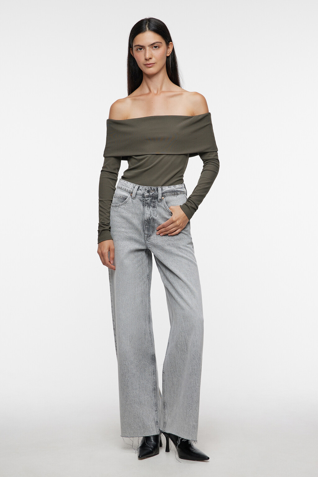 Топ-лонгслив облегающий с вырезом бандо - цвет зеленый - 1