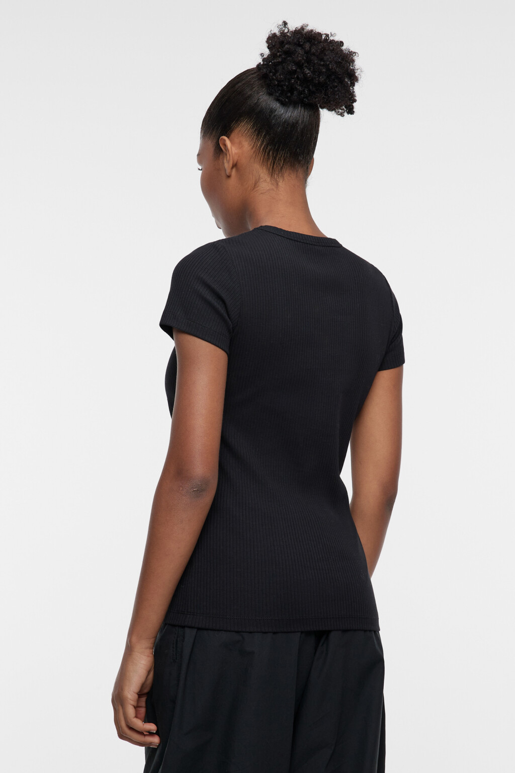 Футболка slim хлопковая облегающая в рубчик - цвет черный - 3