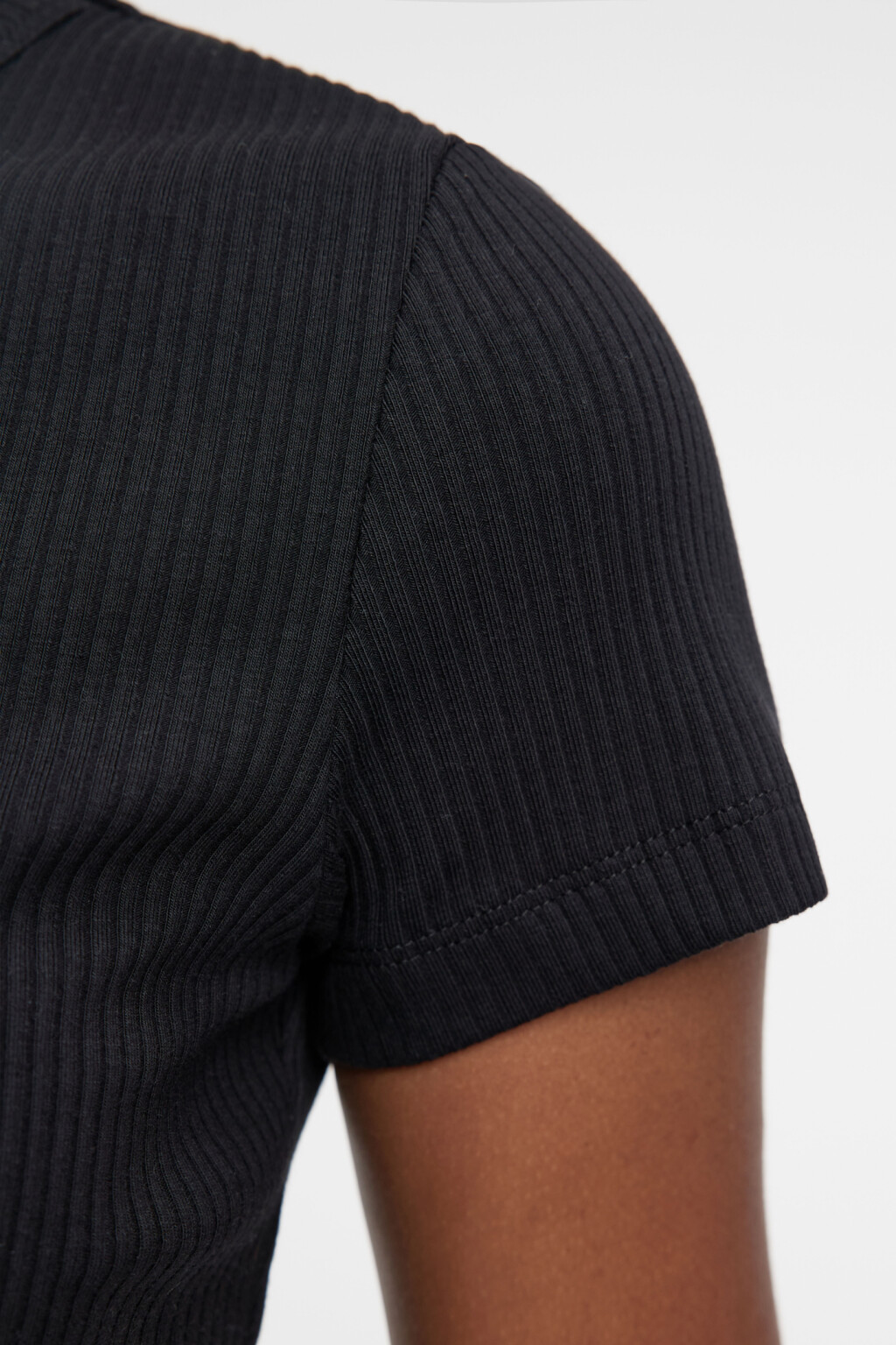 Футболка slim хлопковая облегающая в рубчик - цвет черный - 5