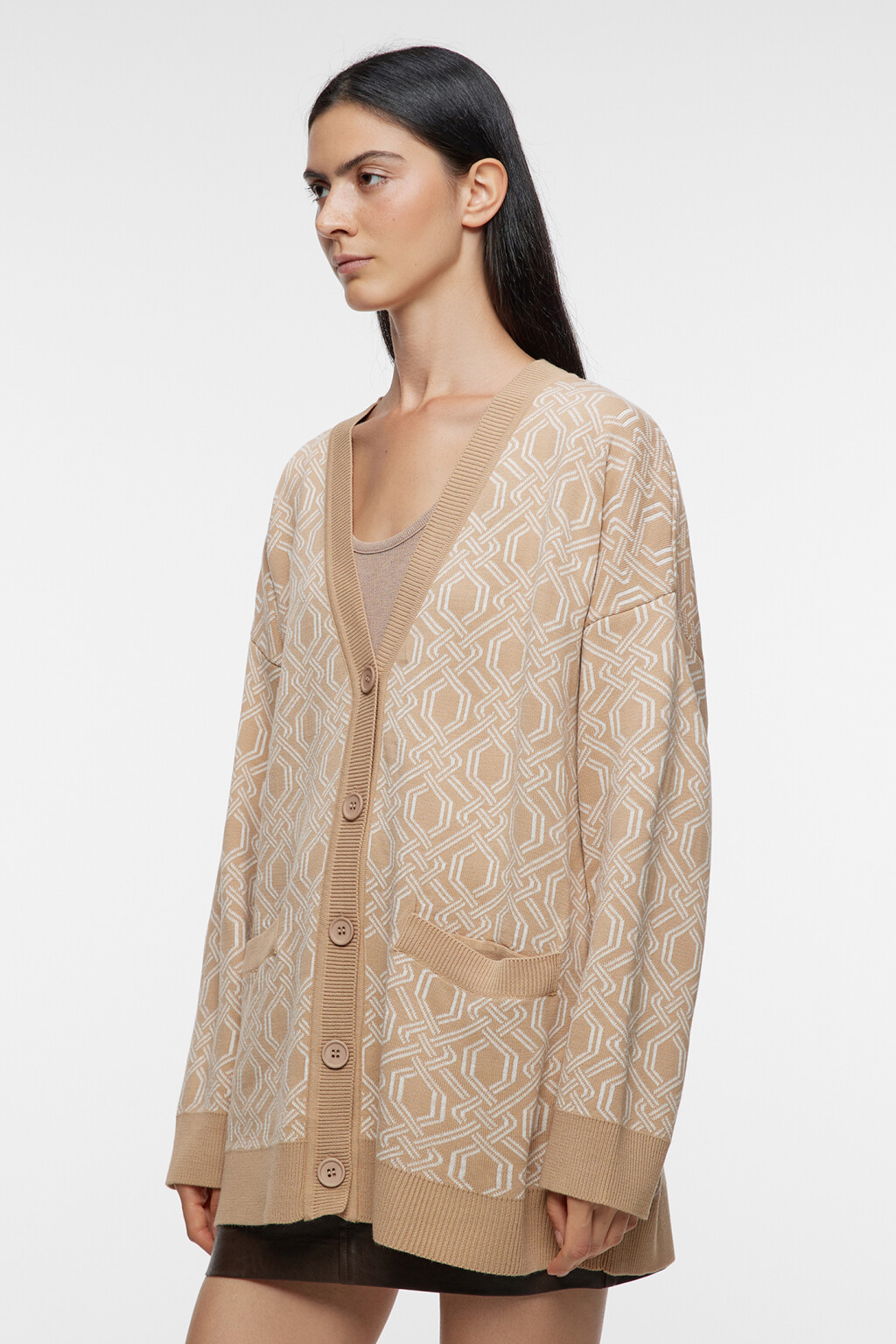 Кардиган oversize жаккардовый с геометрическим принтом - цвет бежевый - 2