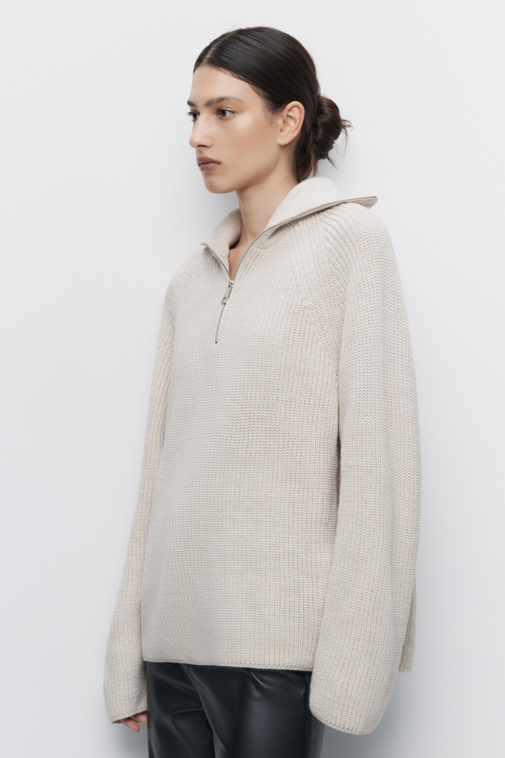 Свитер oversize с отложным воротником на молнии - цвет бежевый - 3