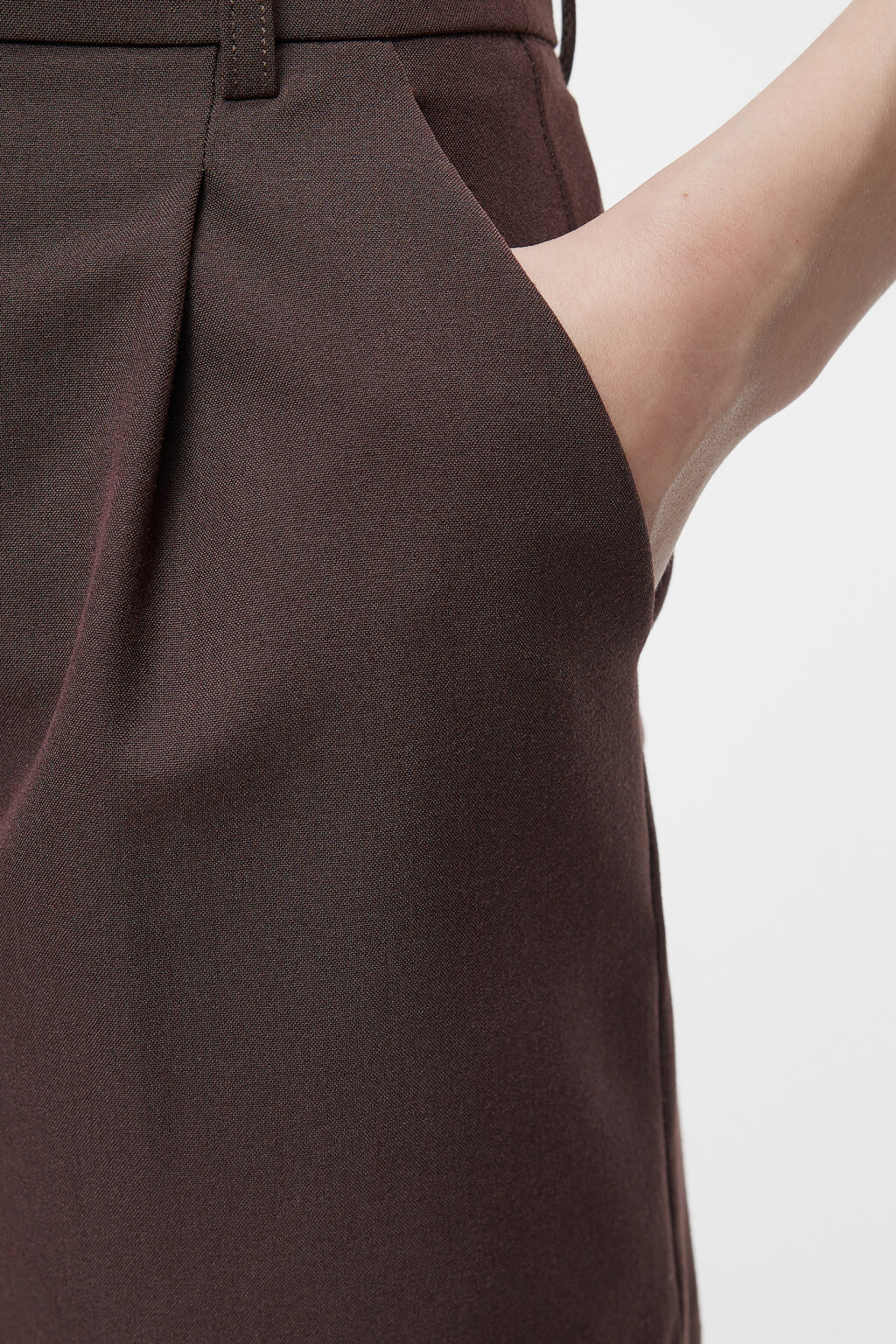 Шорты короткие костюмные со средней посадкой - цвет коричневый - 6