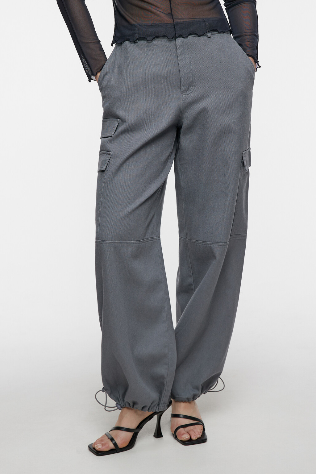 Брюки-парашюты широкие хлопковые с карманами карго - цвет серый - 2