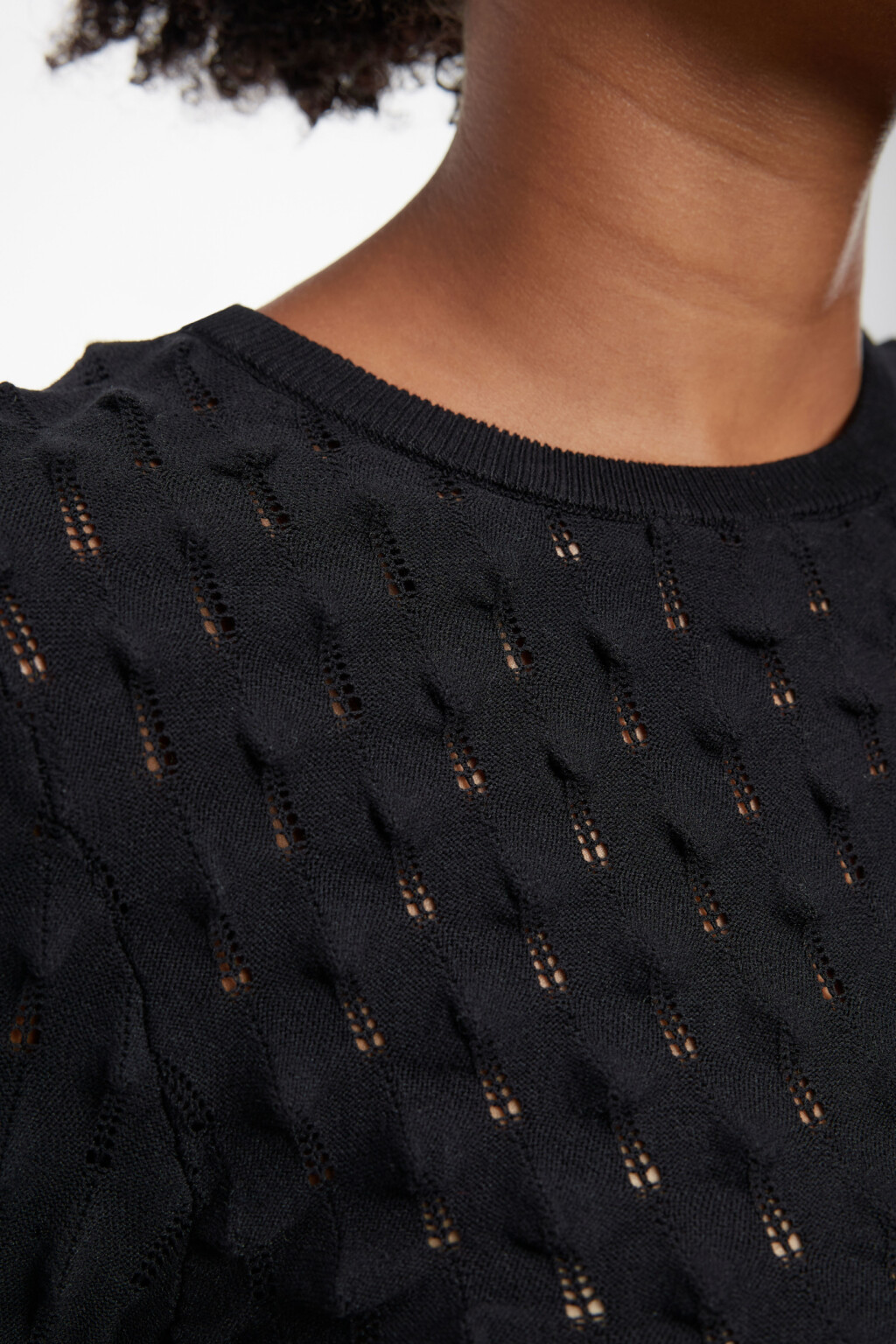 Джемпер вискозный облегающий с объемным узором - цвет черный - 5
