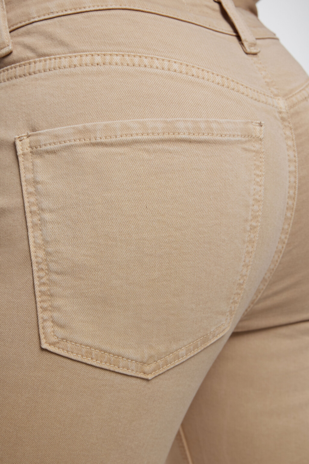 Джинсы клеш удлиненные с высокой посадкой - цвет бежевый - 6