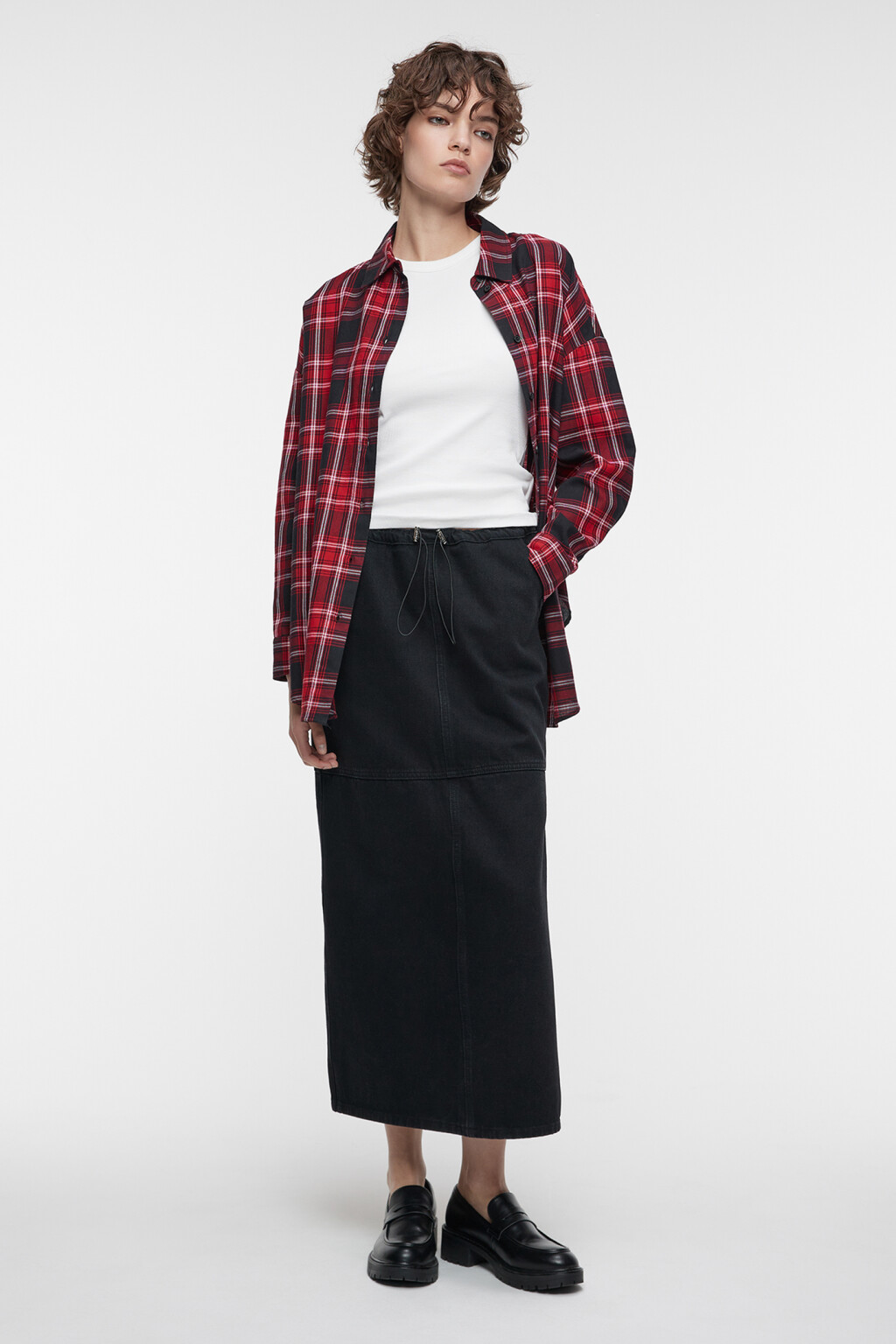 Юбка-парашют миди джинсовая с разрезом сбоку - цвет черный - 1