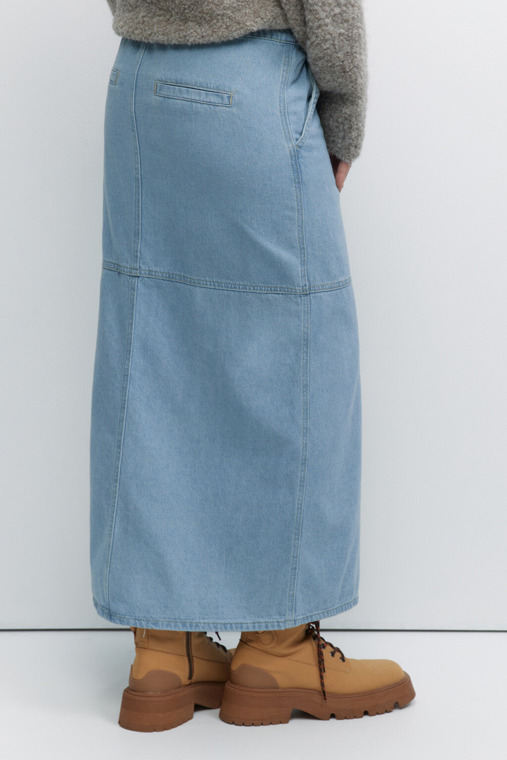 Юбка-парашют джинсовая с утяжками на поясе и разрезом - цвет голубой - 4