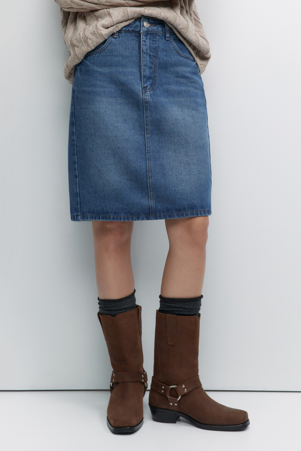 Юбка-карандаш до колена джинсовая с высокой посадкой - цвет голубой - 2