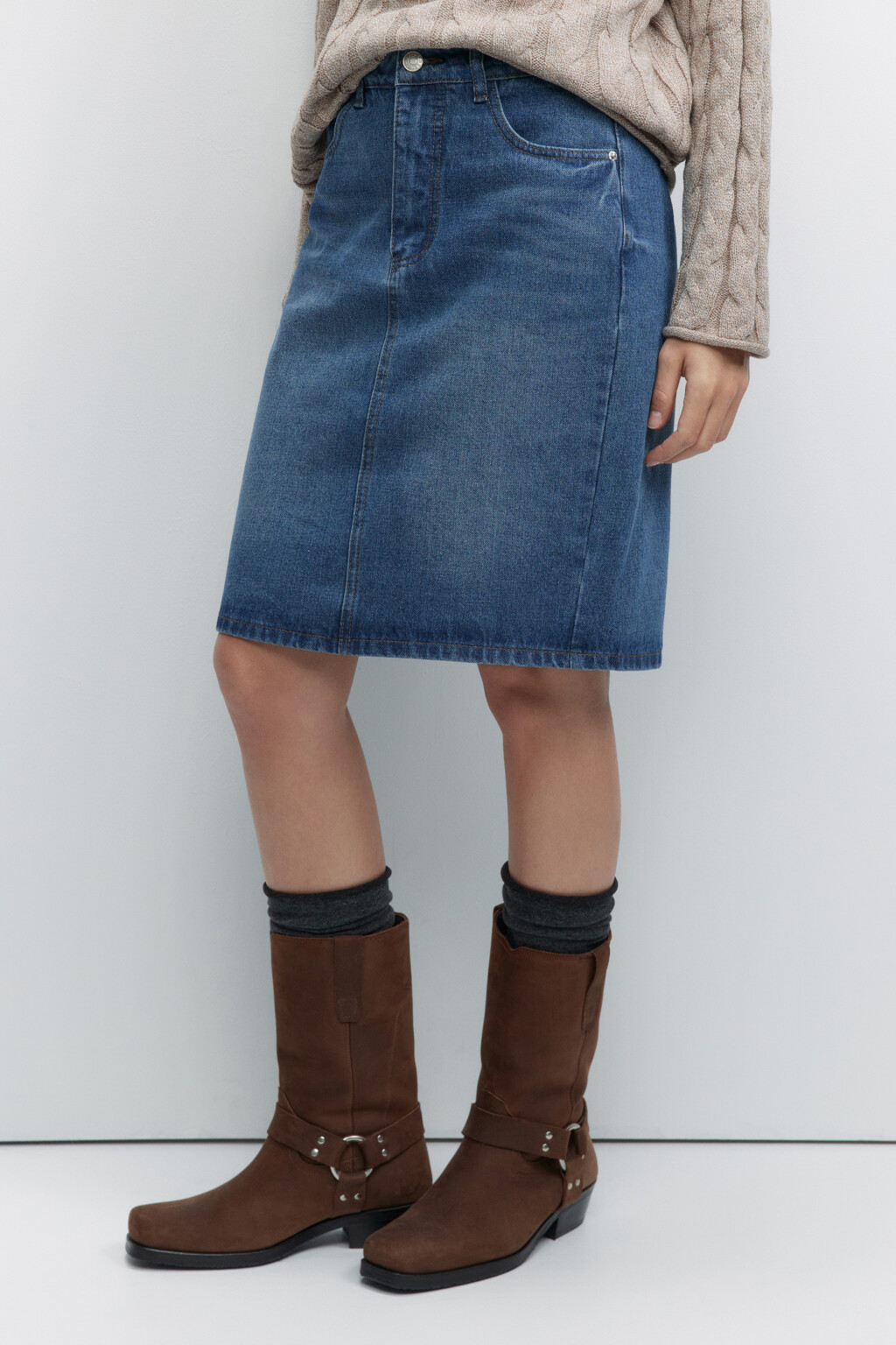 Юбка-карандаш до колена джинсовая с высокой посадкой - цвет голубой - 3