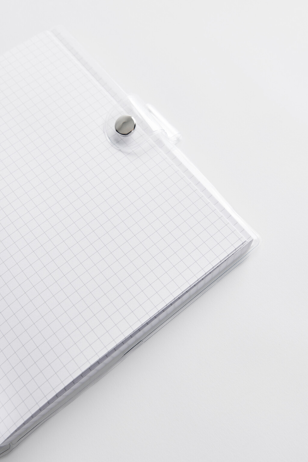 Блокнот для записей с застежкой - цвет белый - 2