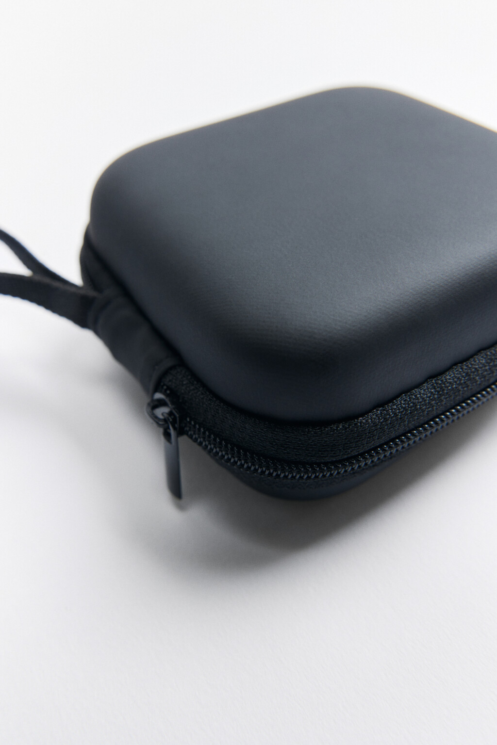 Чехол на молнии дорожный - цвет черный - 2