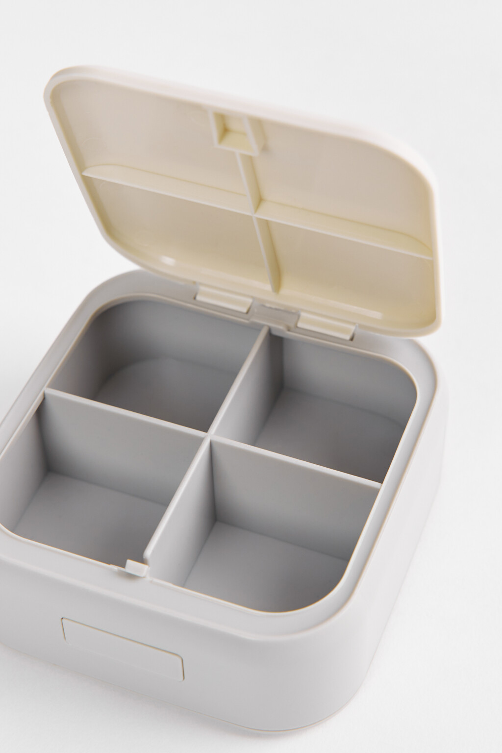 Ланчбокс с отсеками и крышкой - цвет черный - 3