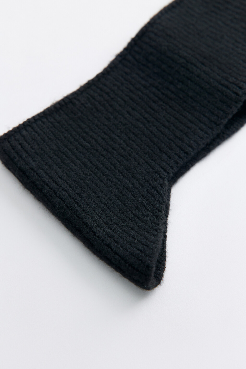 Повязка на голову вязаная с ушами - цвет черный - 4