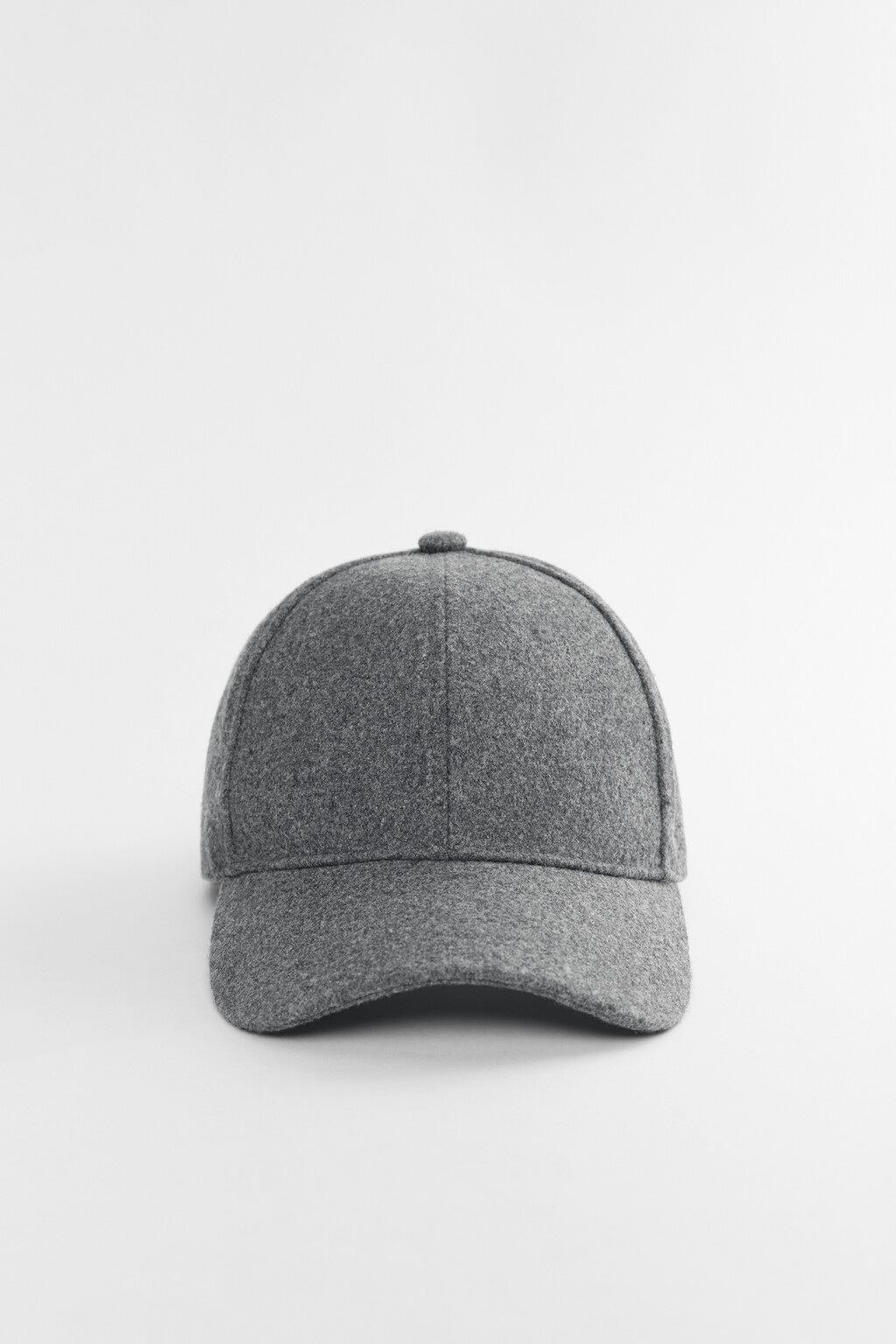 Бейсболка теплая однотонная с длинным козырьком - цвет серый - 1