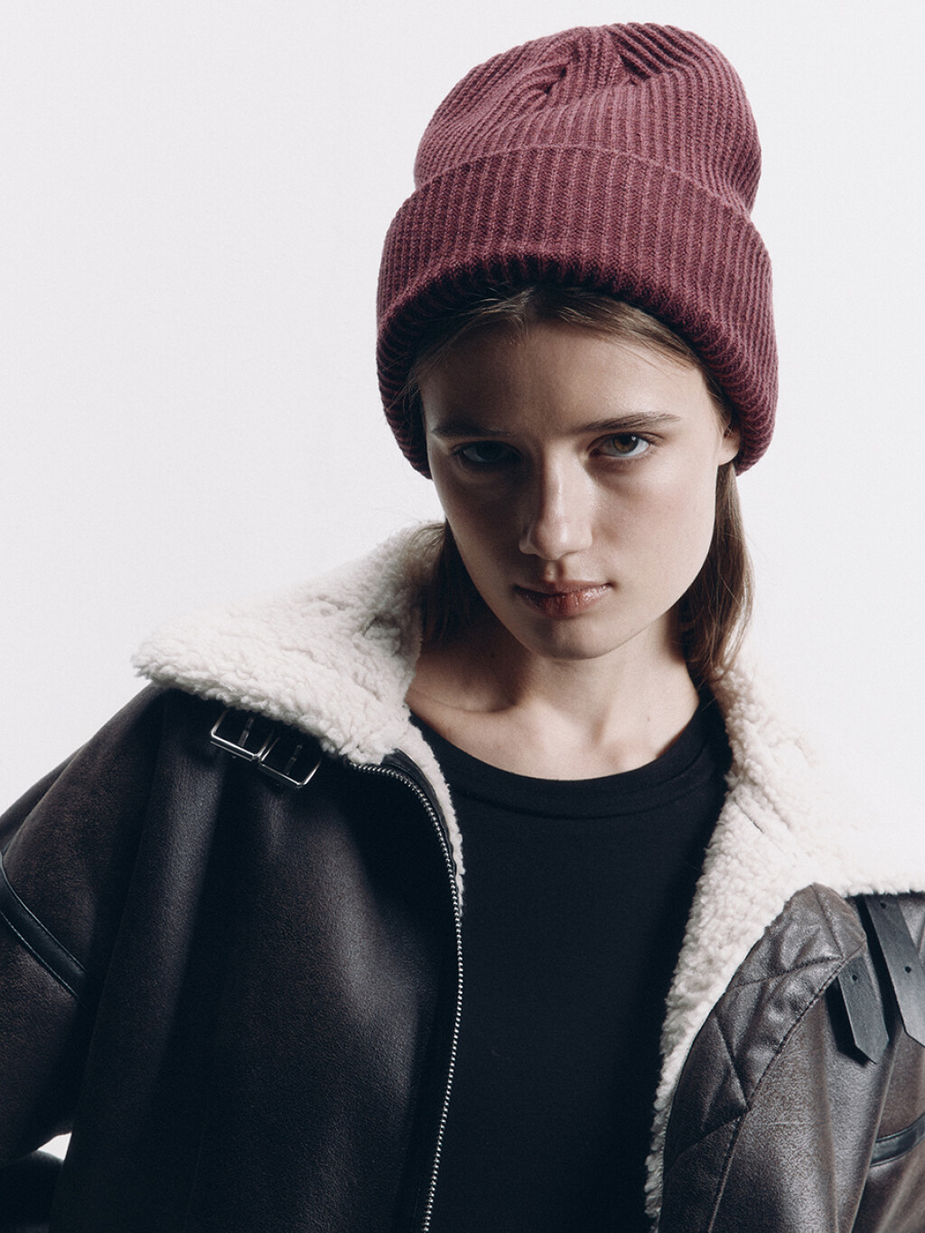 Шапка-бини вязаная из переработанного полиэстера - цвет бордовый - 1