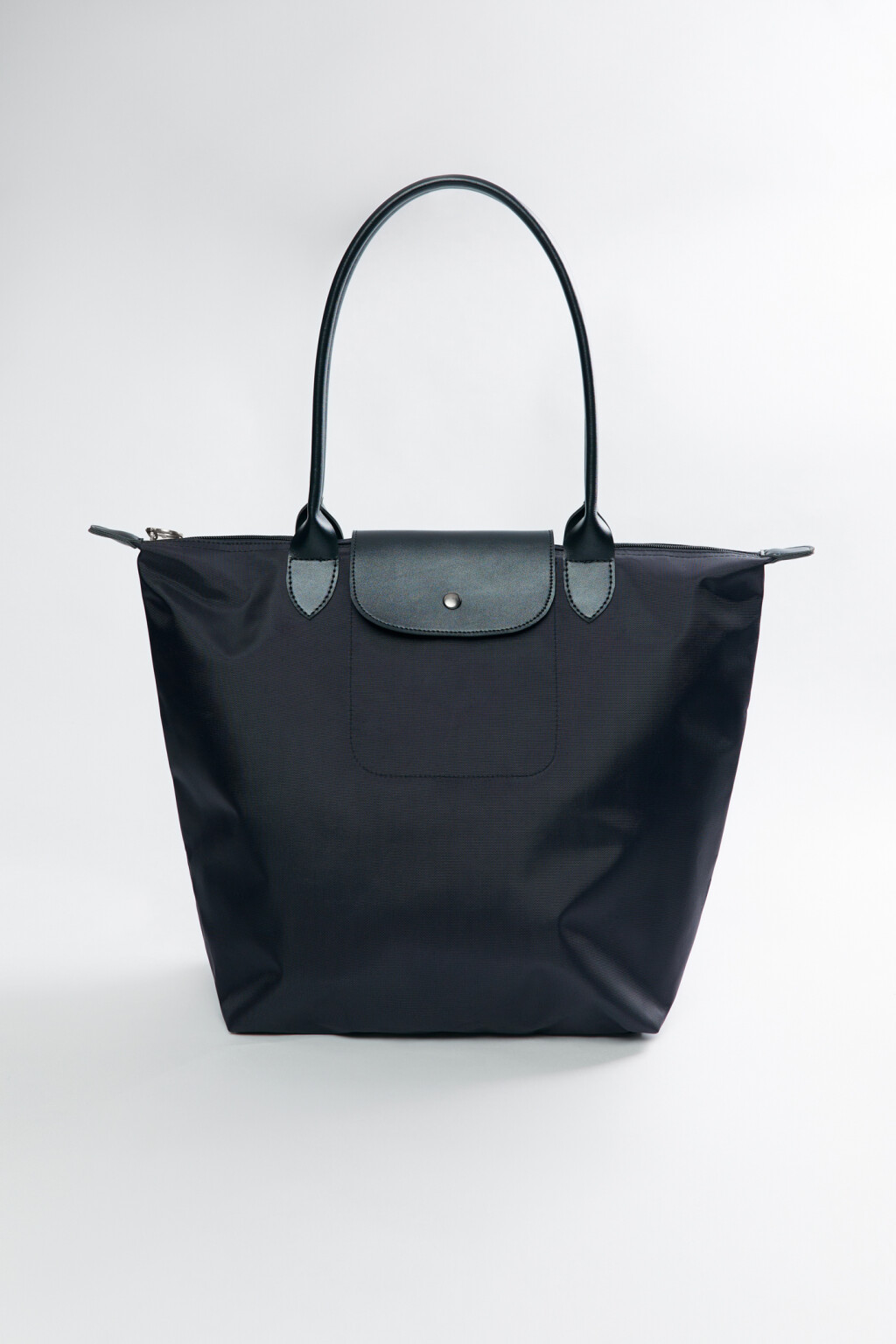 Сумка-тоут текстильная с ручками на плечо и клапаном - цвет черный - 2