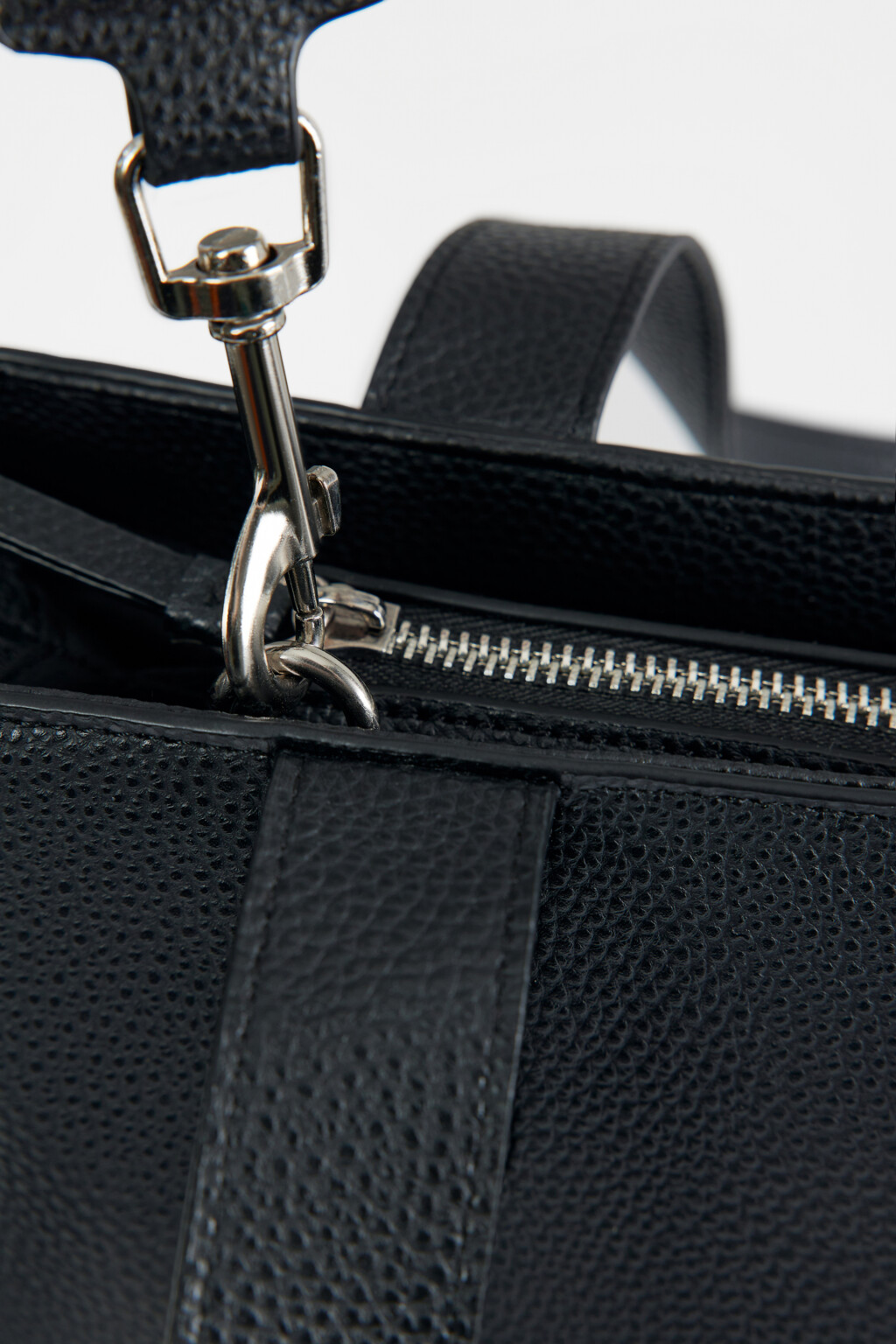 Сумка-тоут из искусственной кожи с ручками и ремнем через плечо - цвет черный - 4