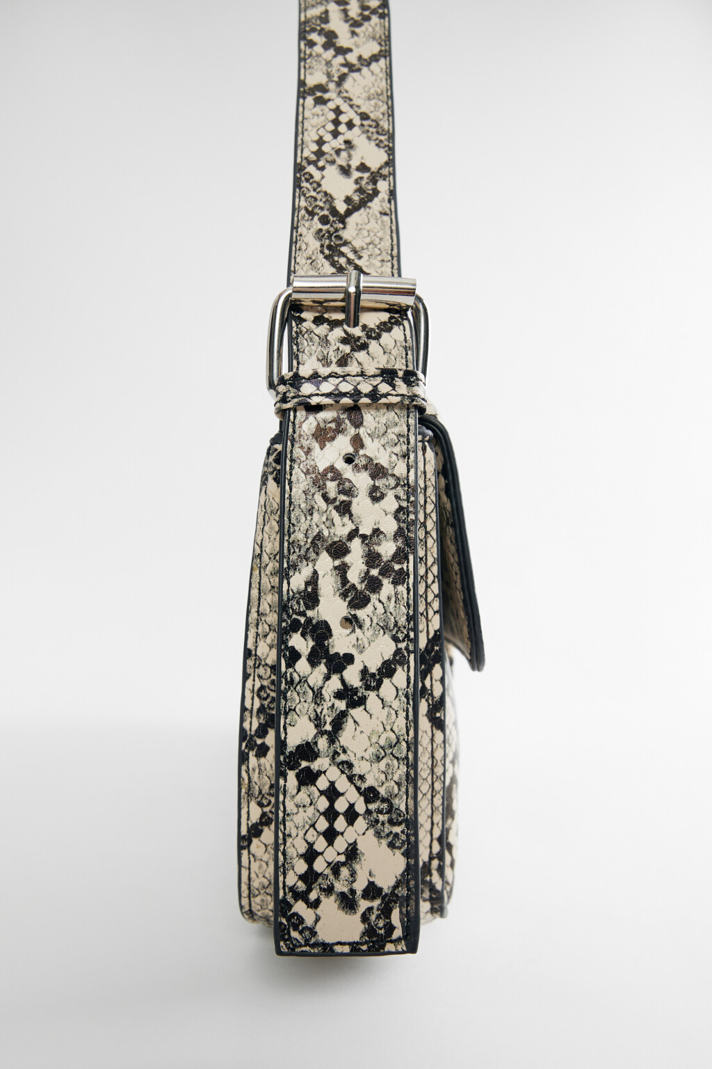 Сумка на плечо из искусственной кожи с принтом под питона - цвет мультиколор - 4