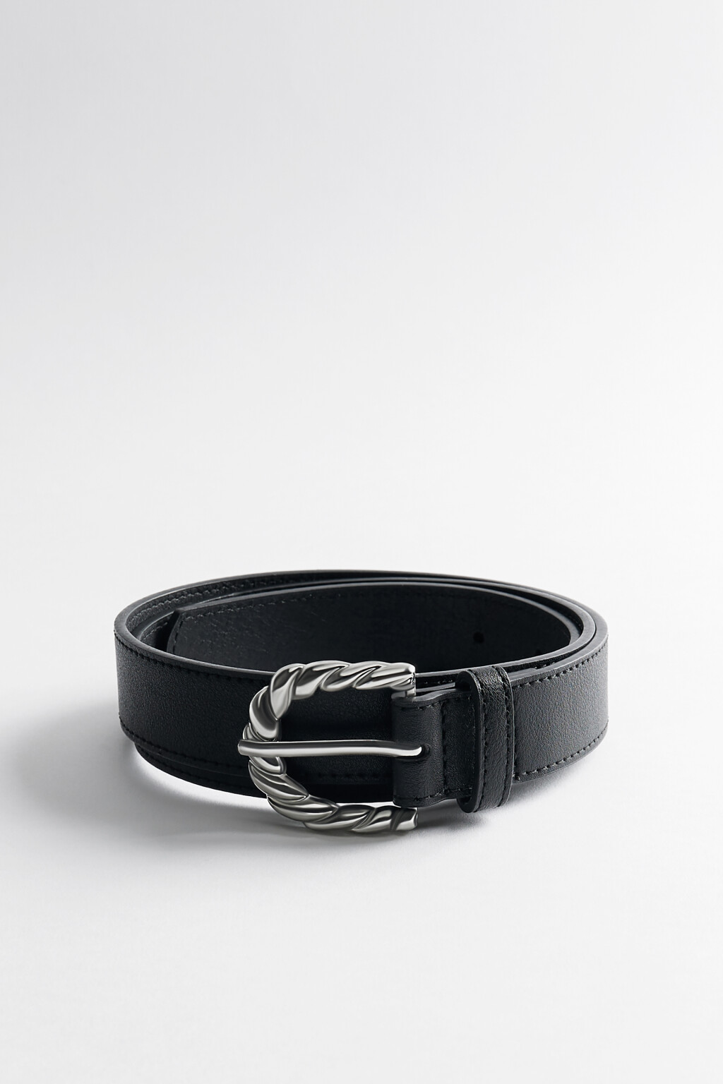 Ремень из искусственной кожи широкий с плетеной пряжкой - цвет черный - 1