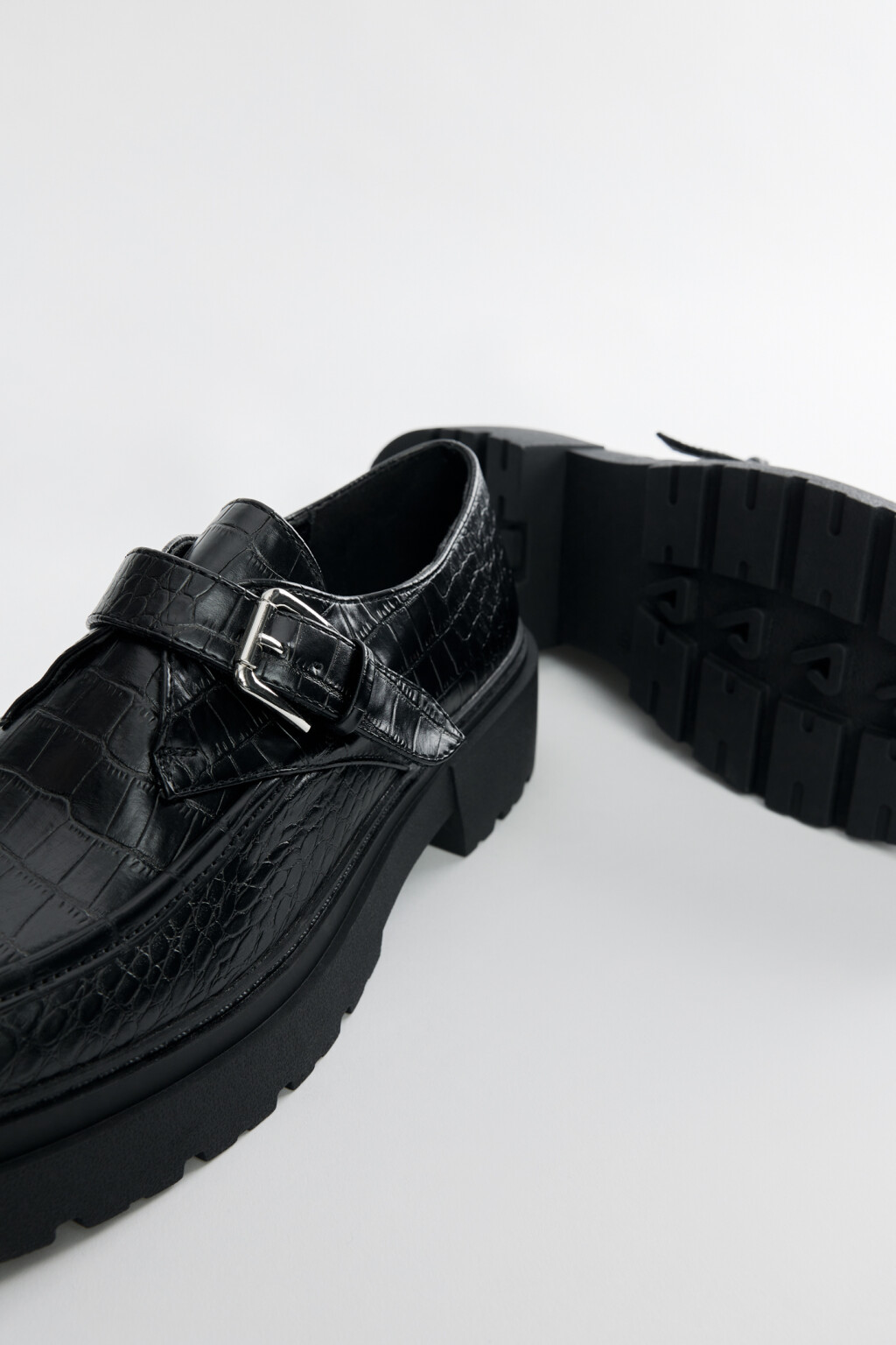 Полуботинки лакированные на высокой платформе - цвет черный - 5