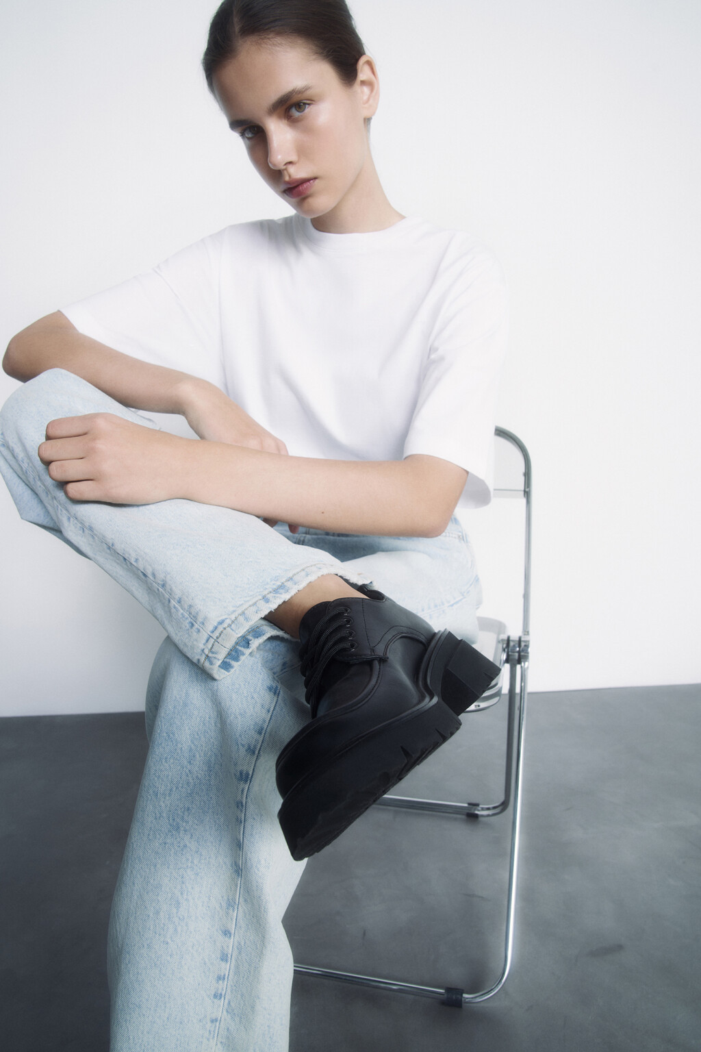 Ботинки-дерби низкие на платформе со шнуровкой - цвет черный - 2