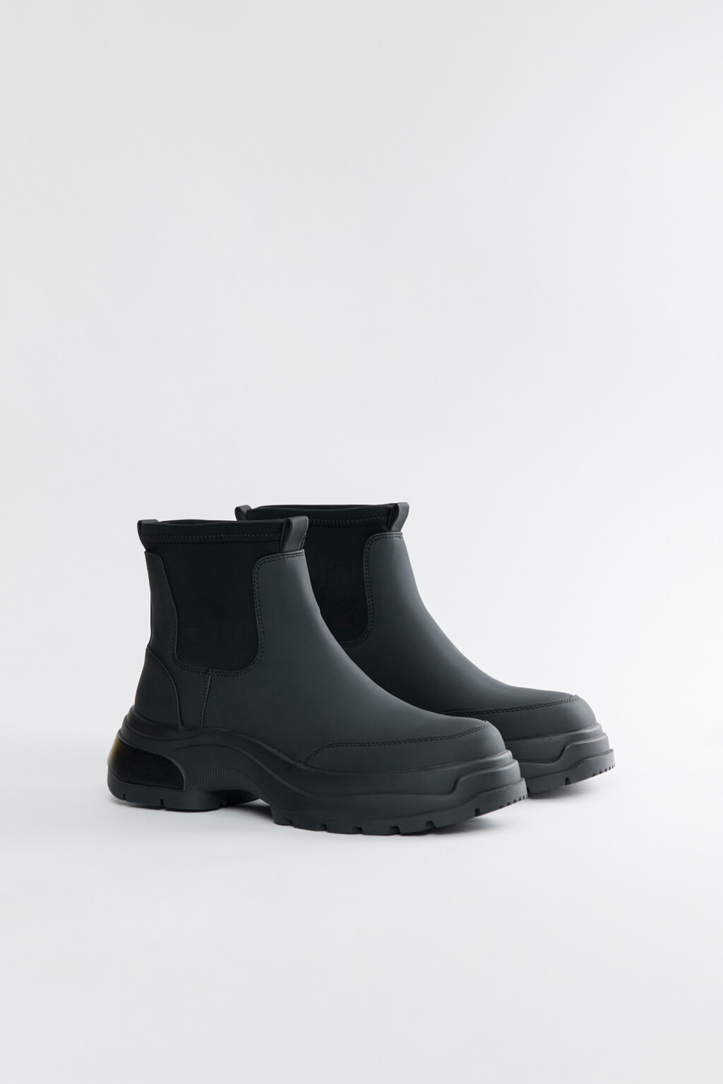 Ботинки-челси утепленные на высокой платформе - цвет черный - 4