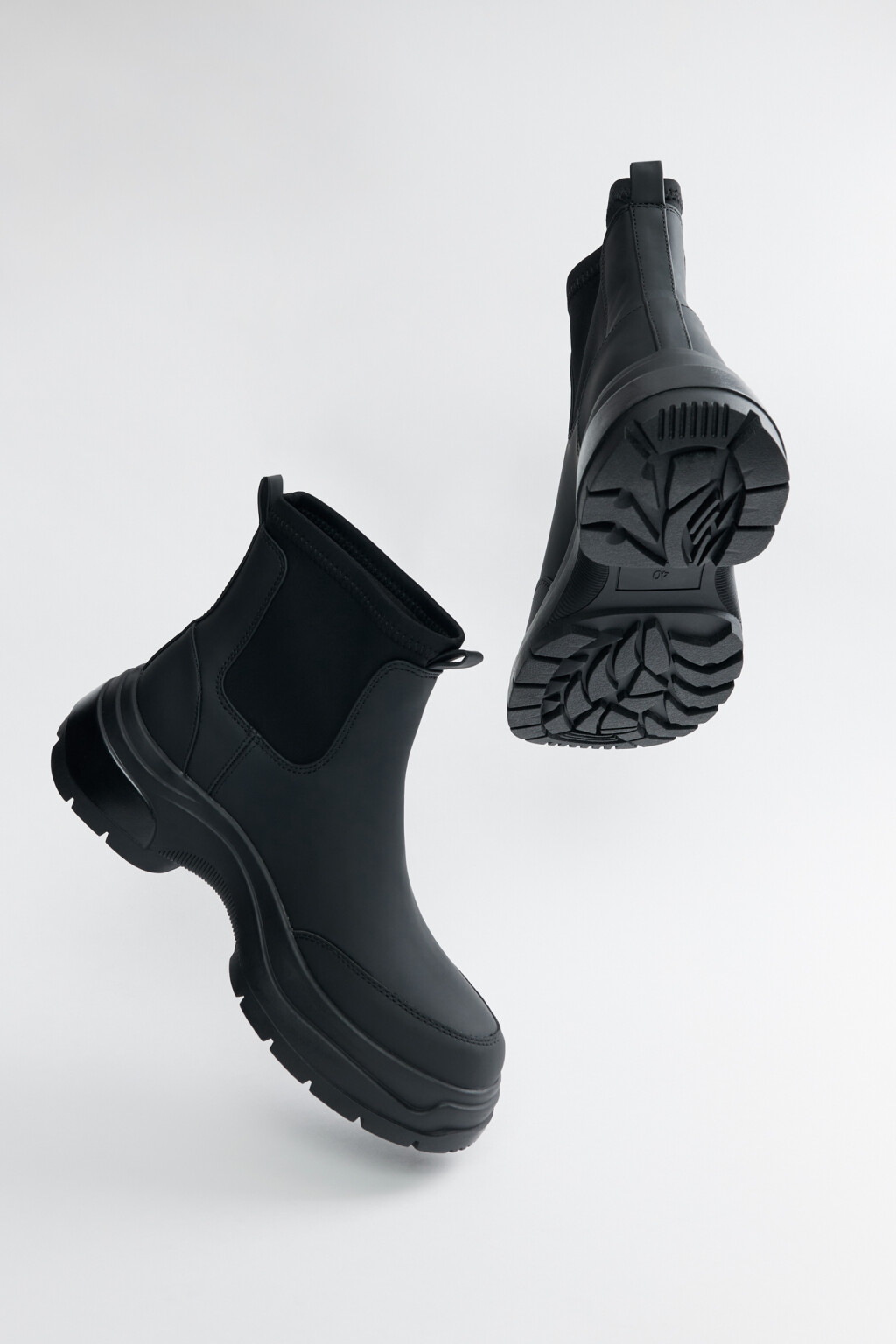 Ботинки-челси утепленные на высокой платформе - цвет черный - 7