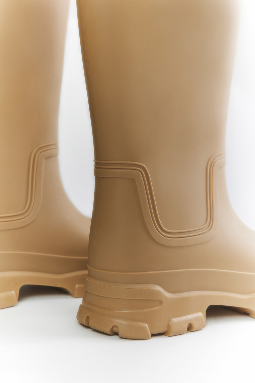 Сапоги высокие резиновые на тракторной подошве - цвет бежевый - 4