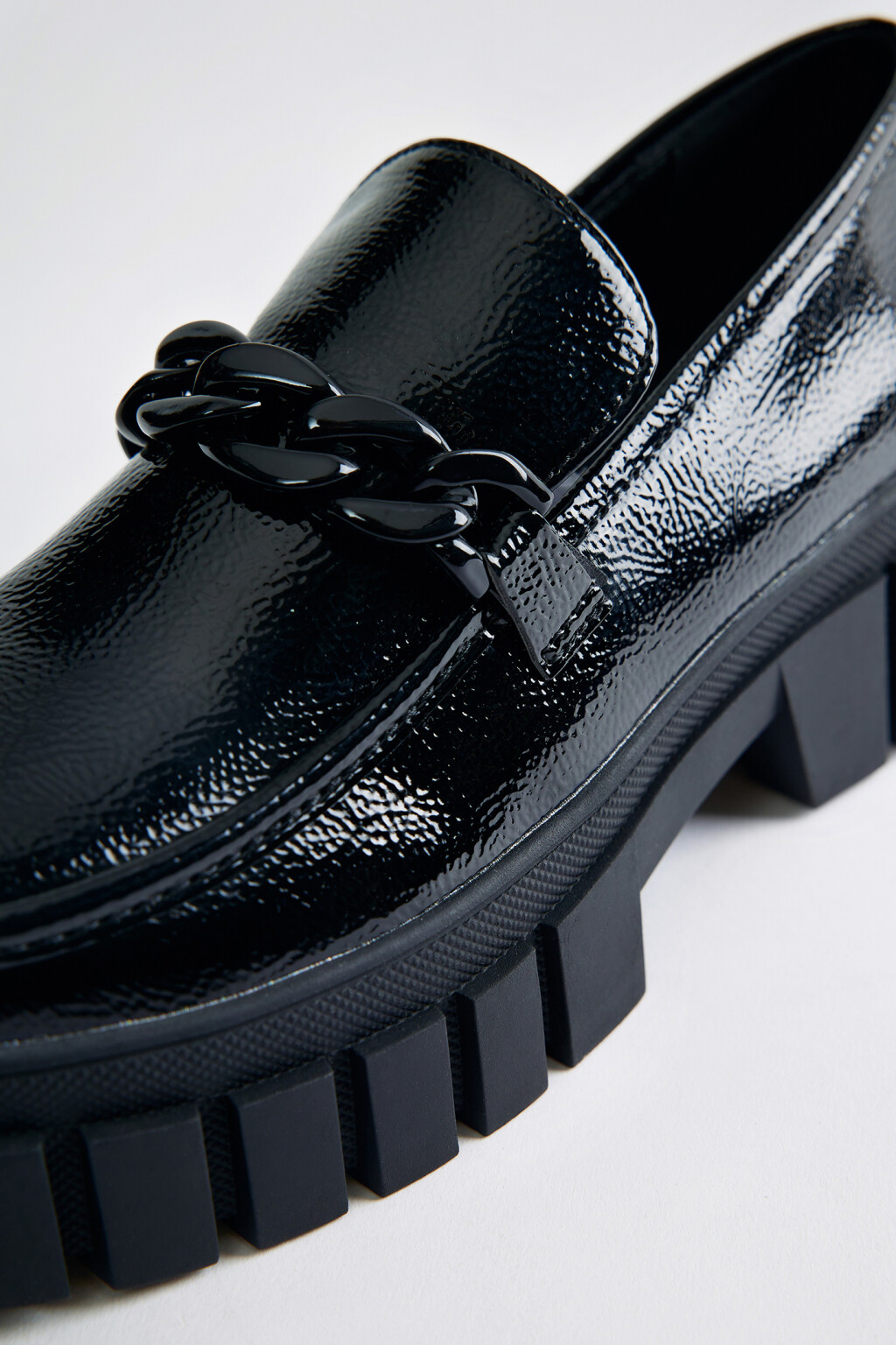 Туфли-лоферы на массивной платформе - цвет черный - 5