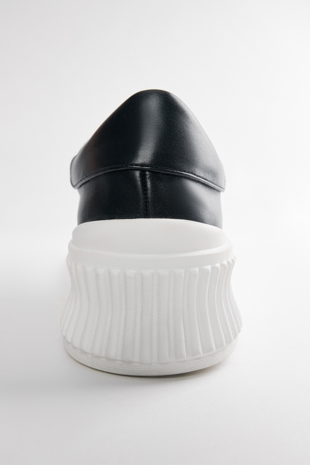 Кеды низкие на высокой платформе - цвет черный - 4
