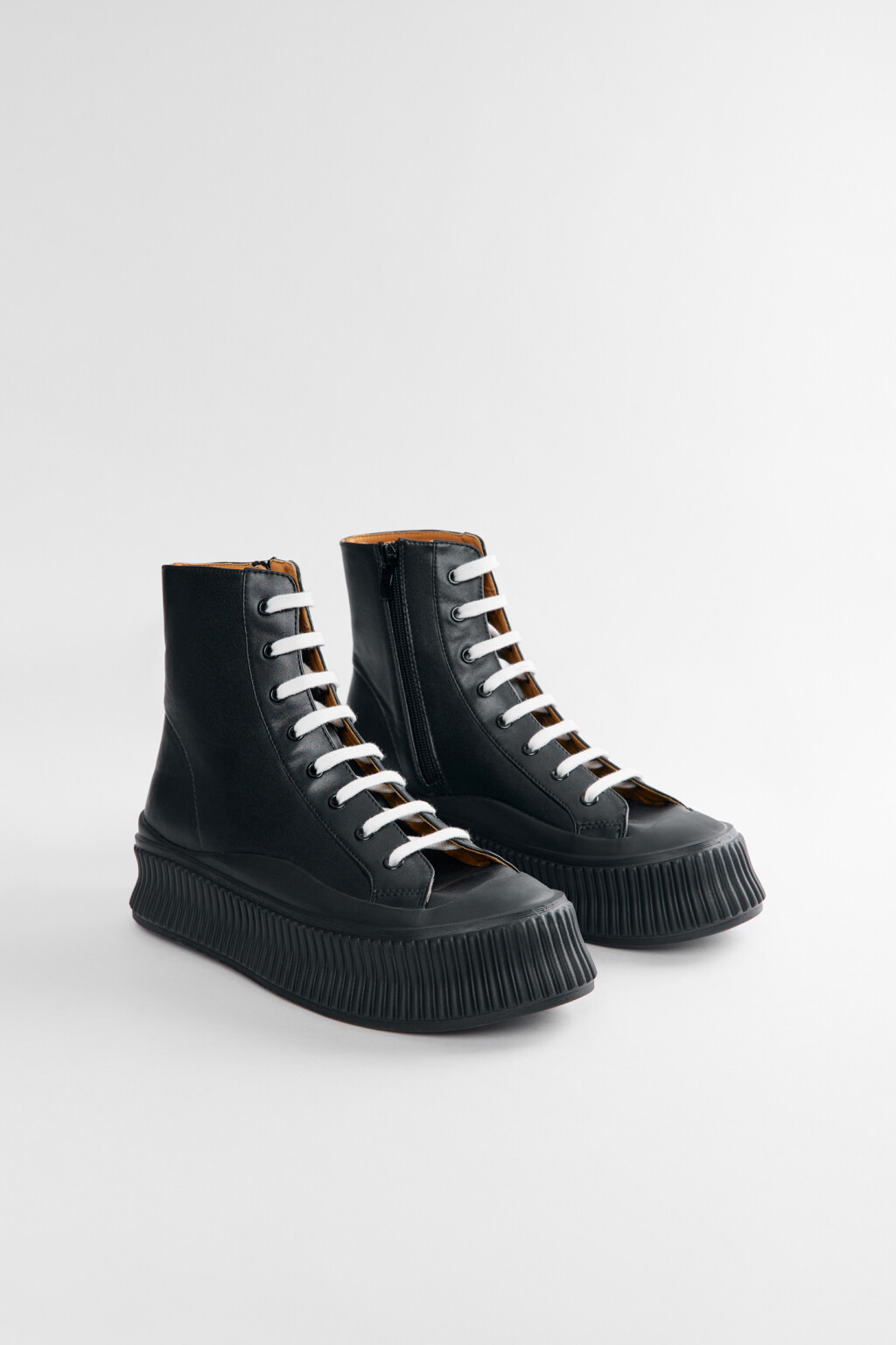 Кеды на высокой платформе - цвет черный - 3