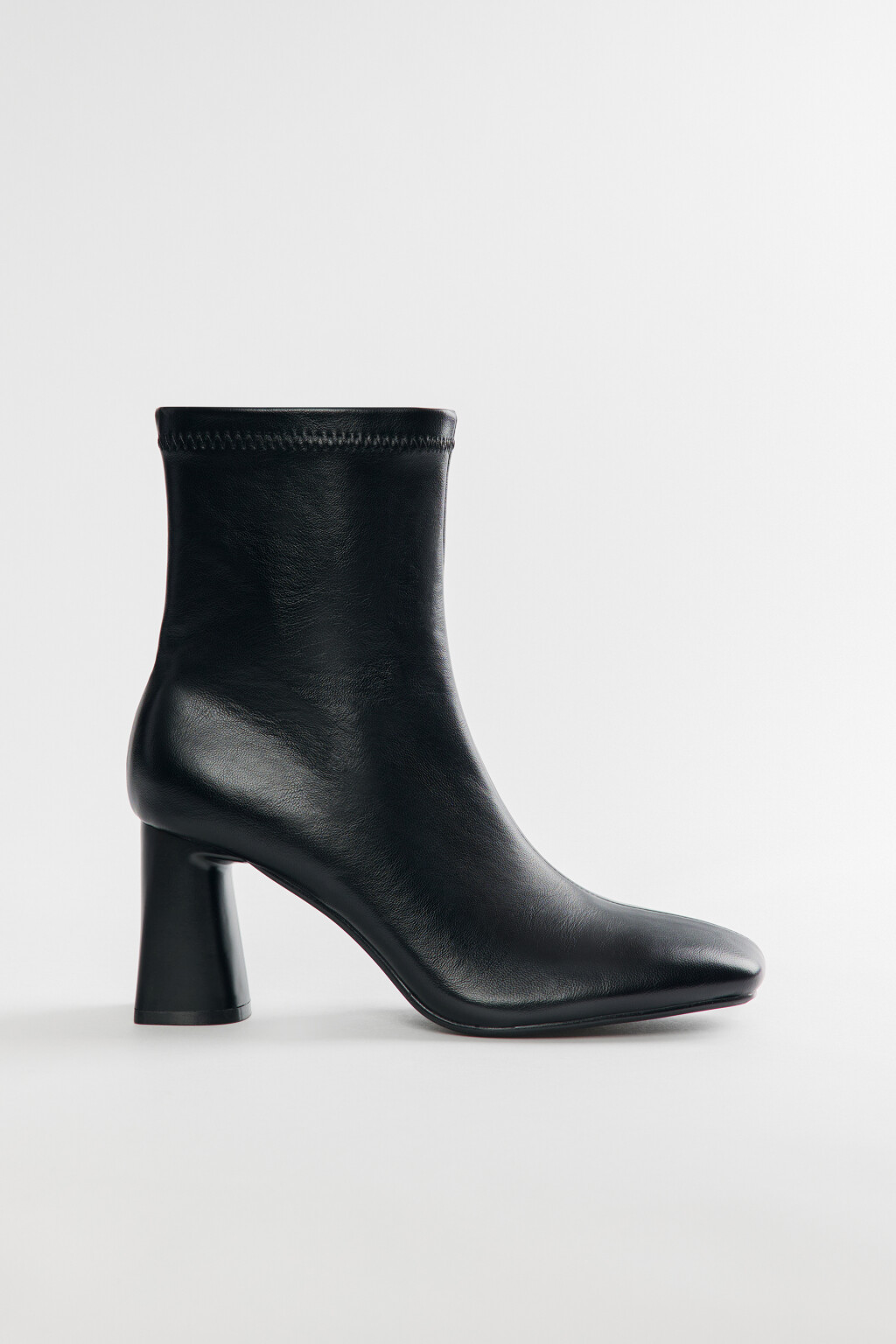 Ботильоны с круглым носком на каблуке - цвет черный - 1