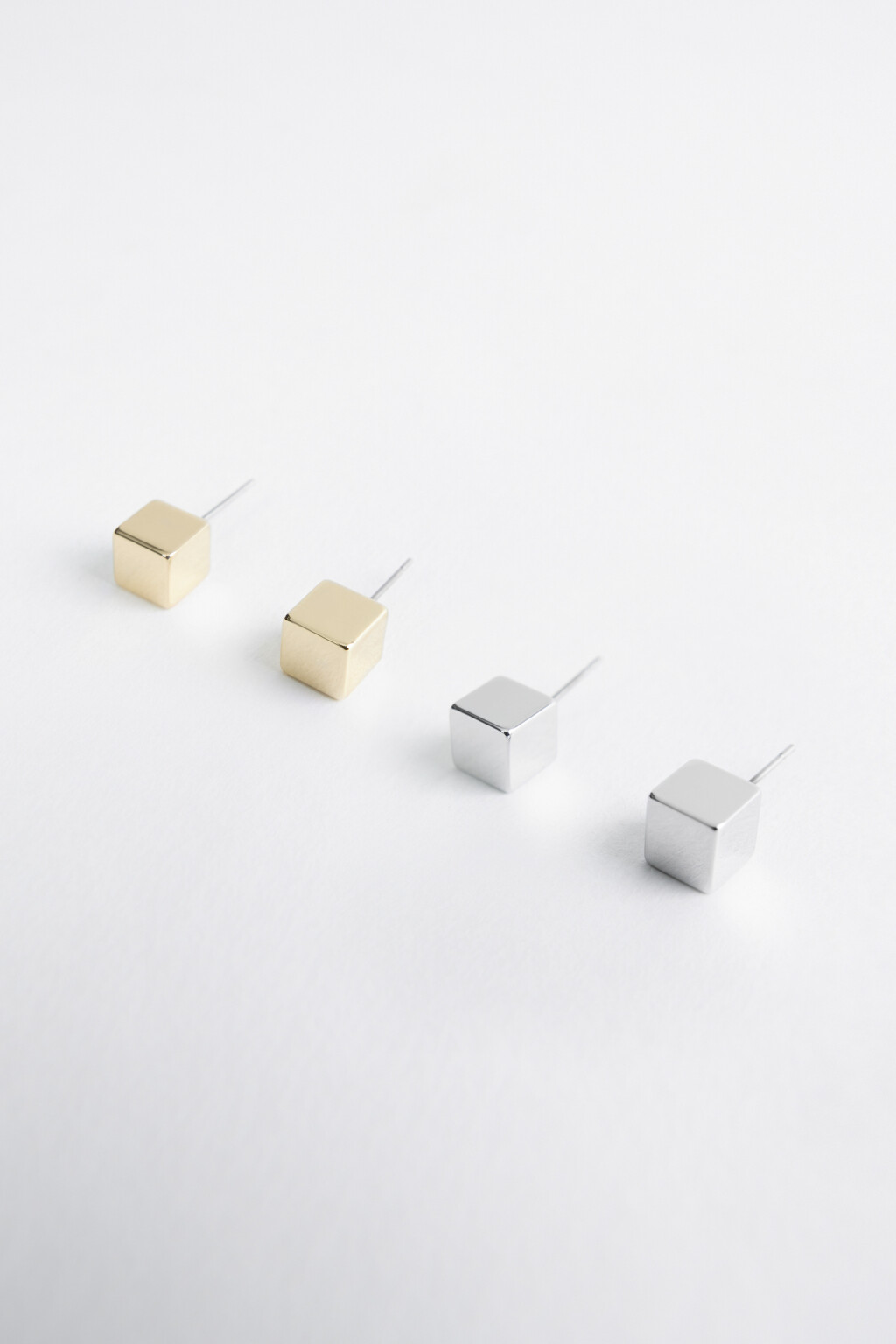 серьги женские в наборе - цвет серый - 2