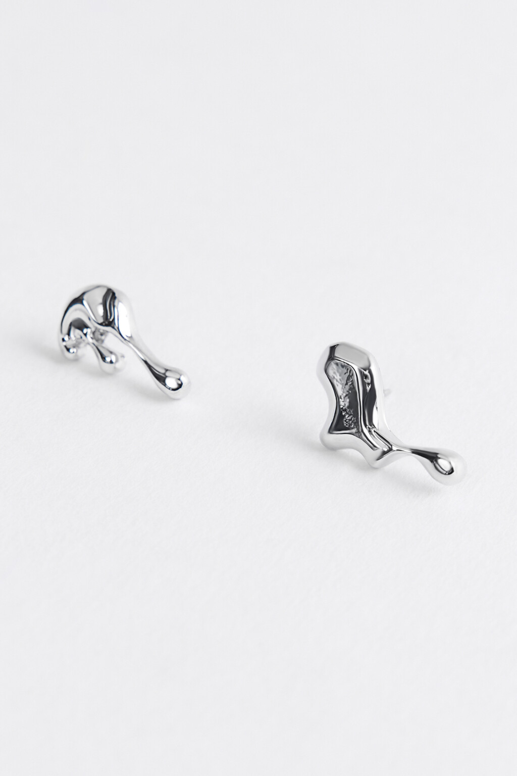 серьги женские - цвет серый - 2