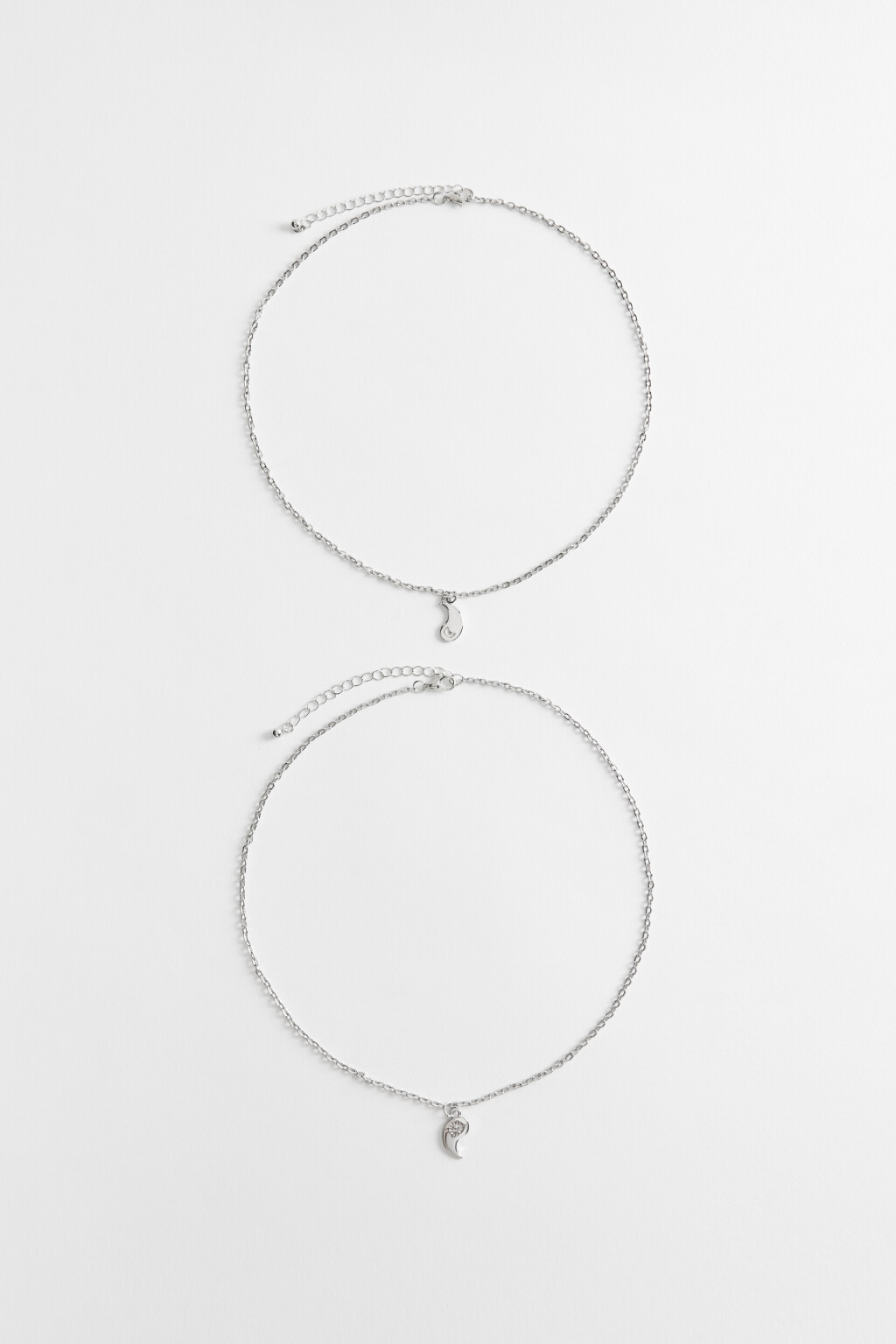 Набор цепочек на шею с парной подвеской - цвет серый - 1