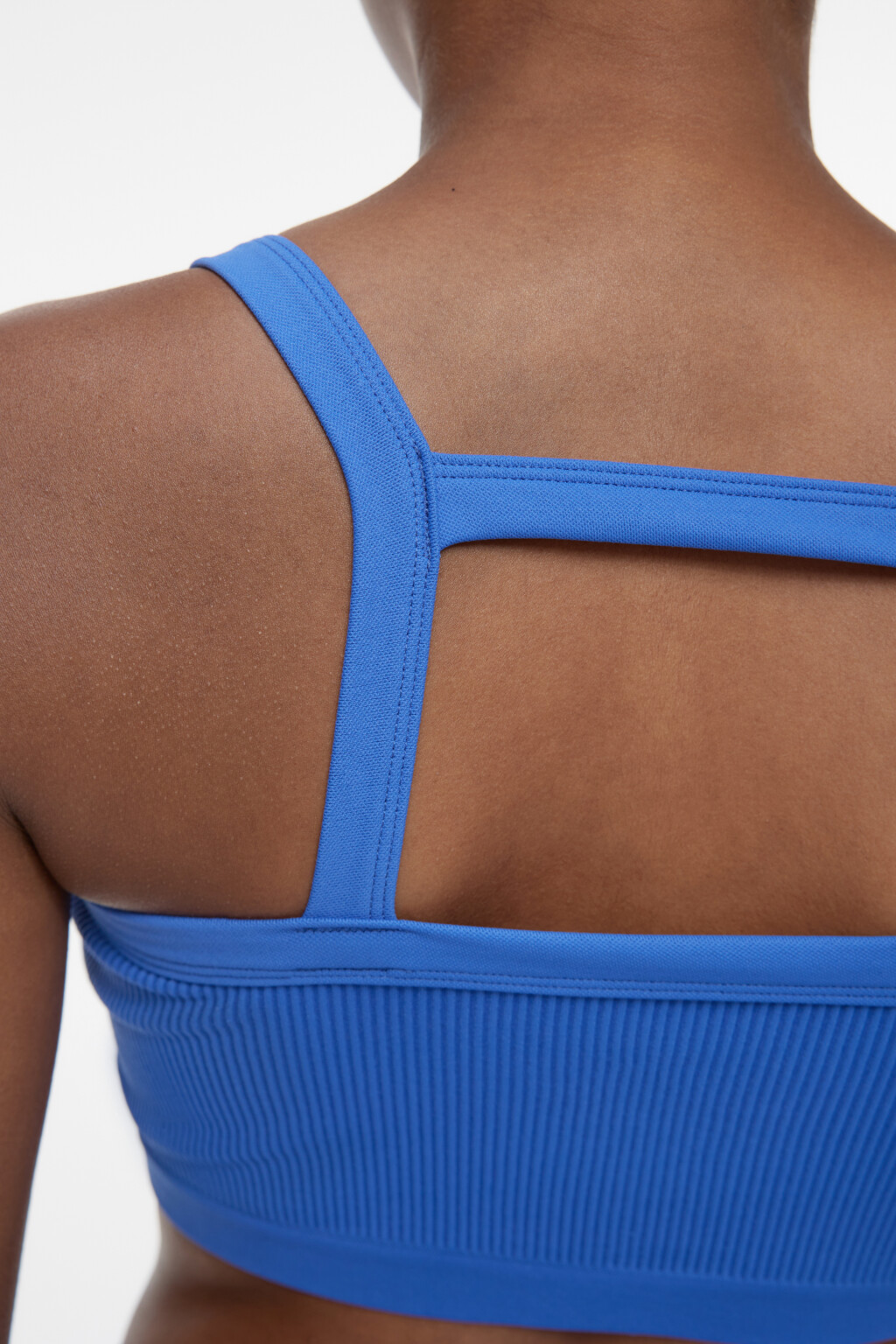 Топ-бюстгальтер спортивный в рубчик с вырезами - цвет синий - 6