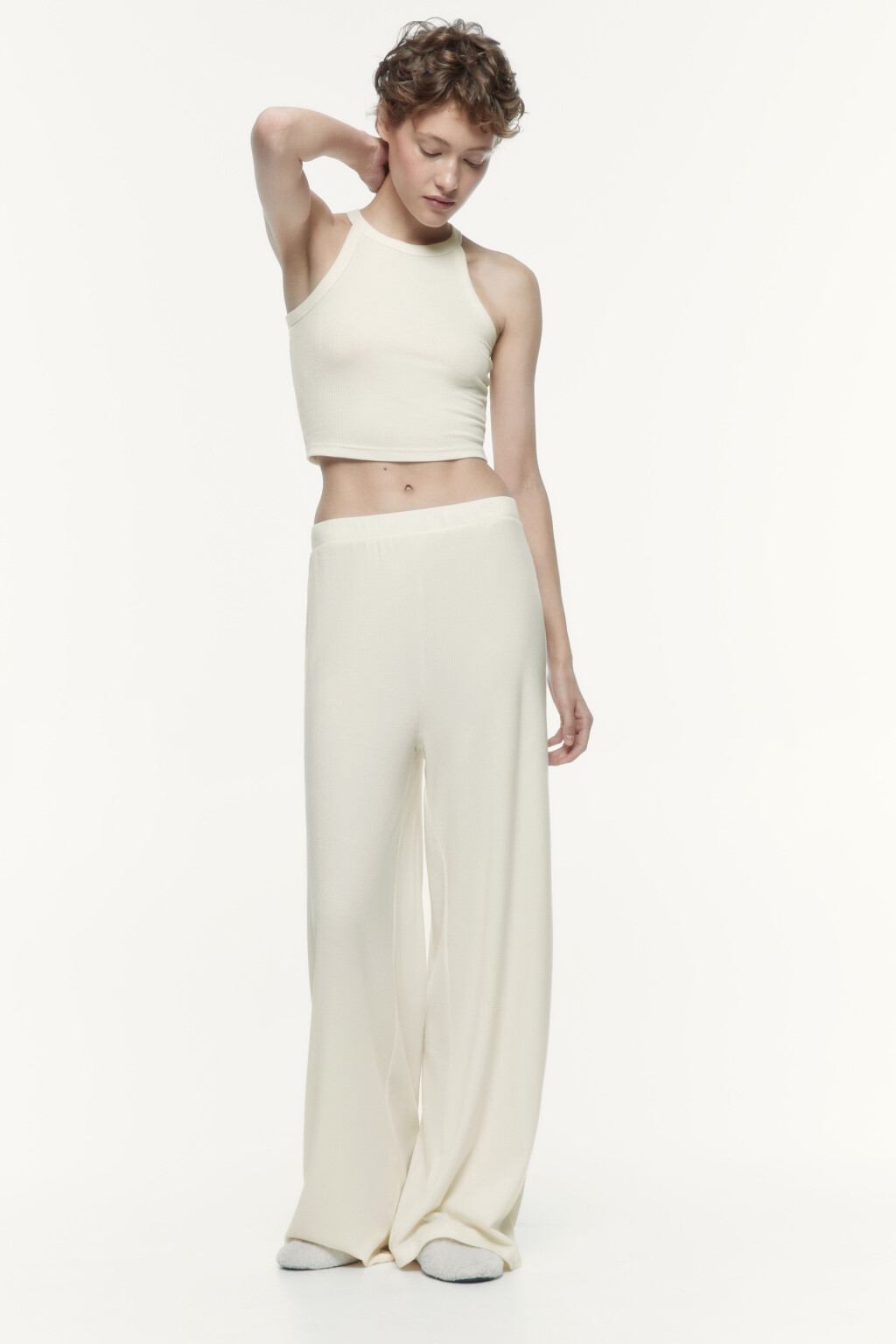 Брюки домашние широкие в рубчик с поясом-резинкой - цвет белый - 5