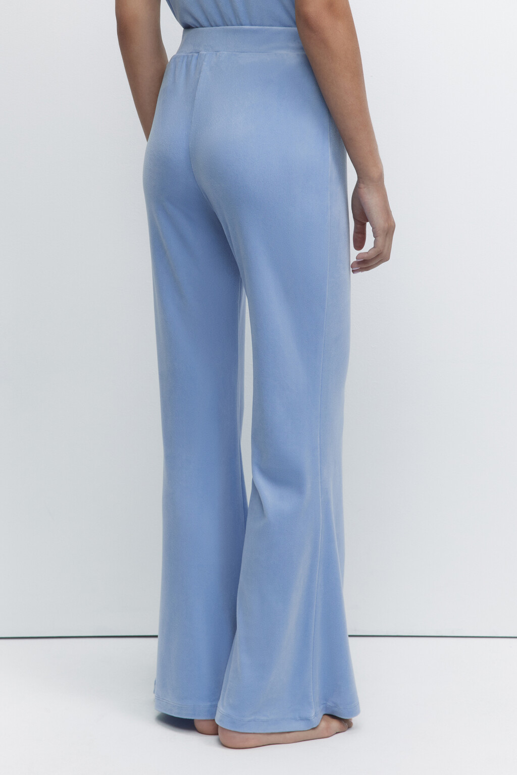 Брюки клеш домашние из бархатной ткани - цвет сиреневый - 3