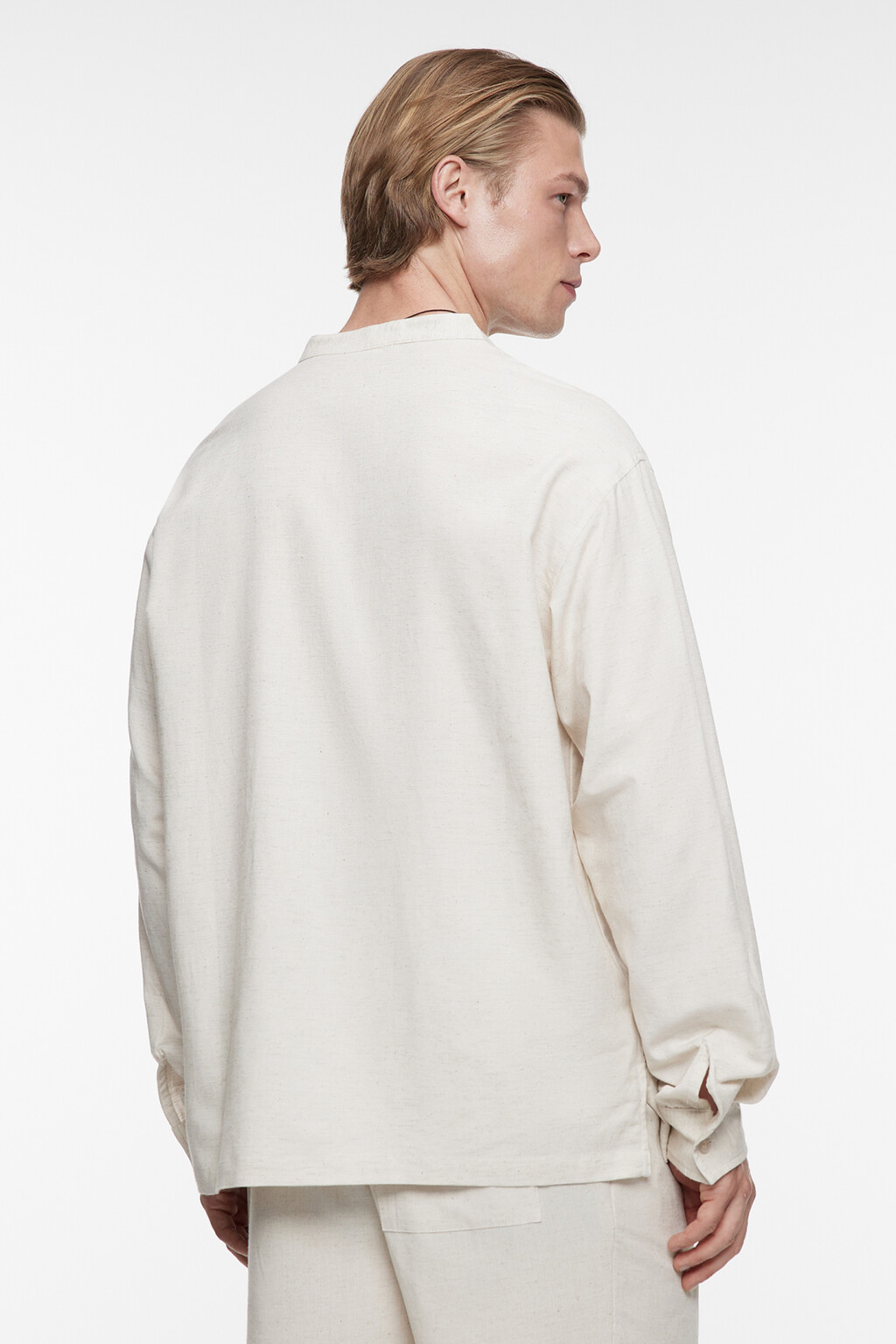 Рубашка прямая льняная с воротником-стойкой - цвет бежевый - 4