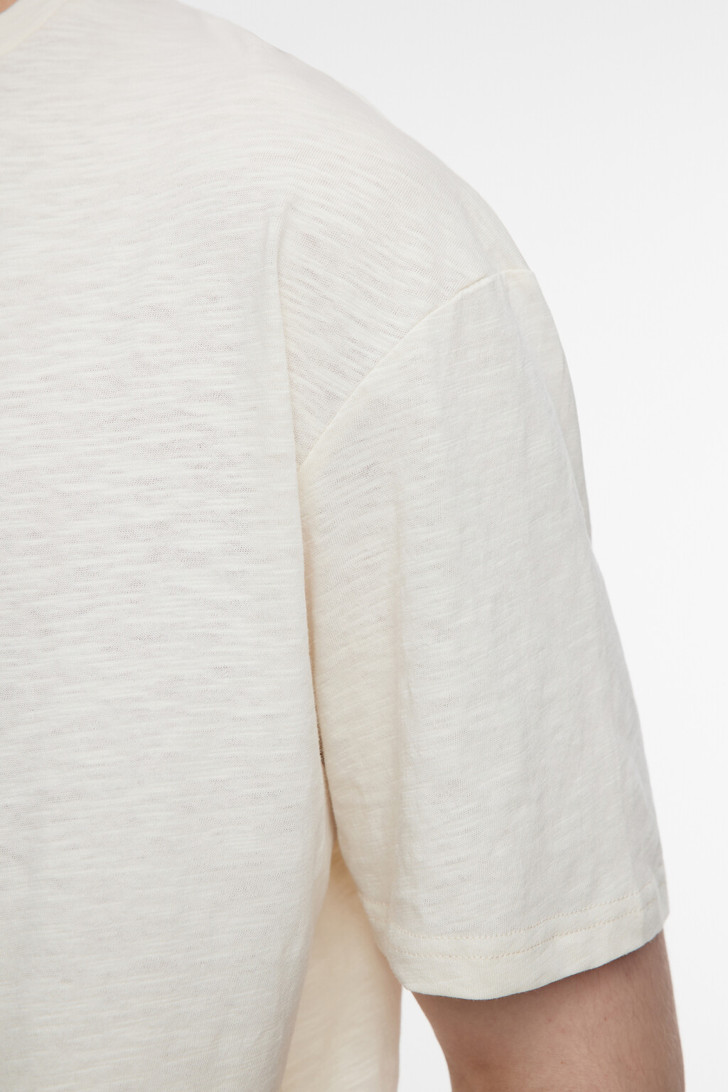 Футболка хлопковая прямая в оттенке слоновая кость - цвет бежевый - 5