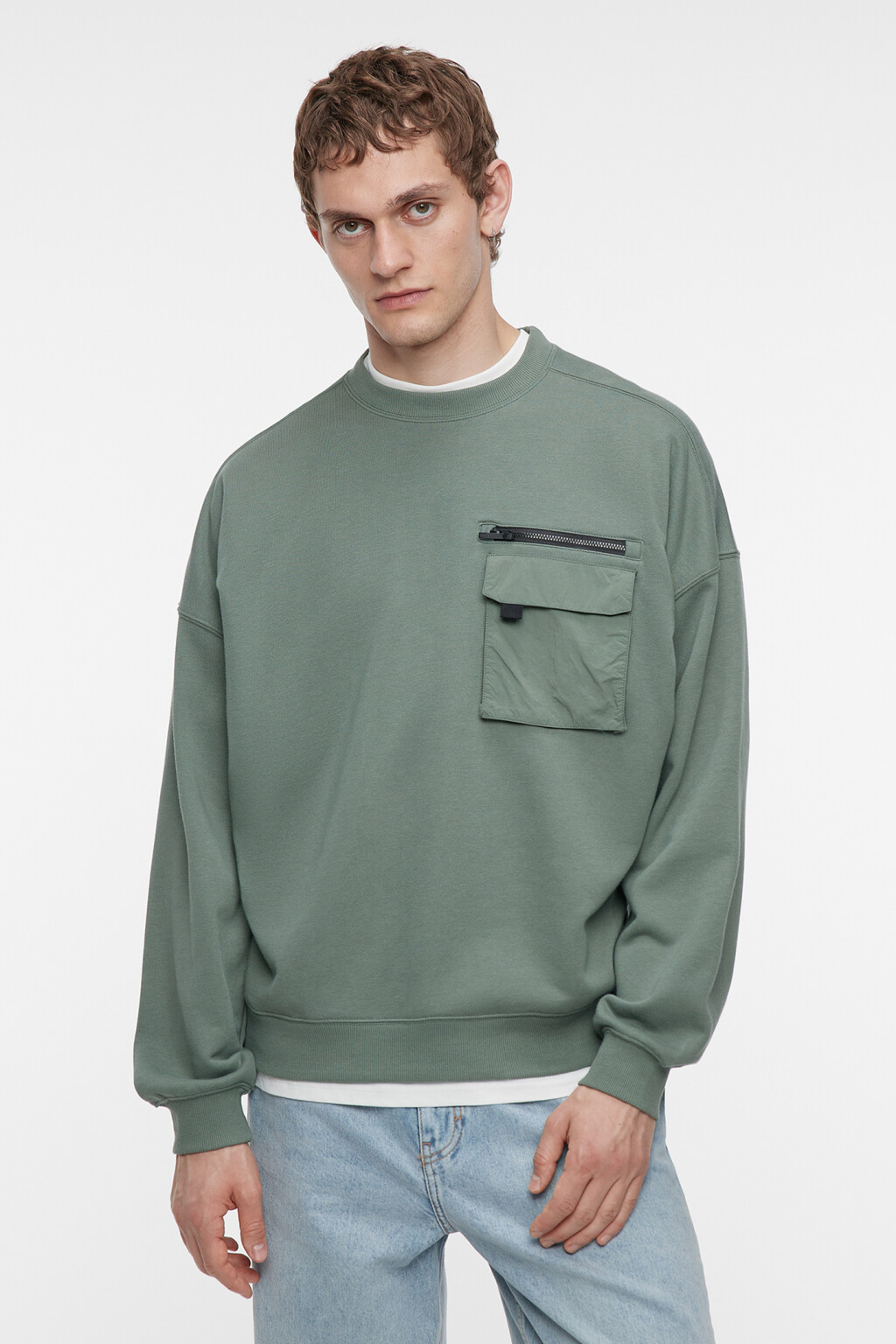 Свитшот хлопковый с накладным карманом на груди - цвет зеленый - 2