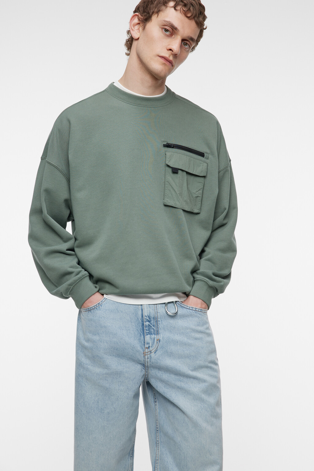 Свитшот хлопковый с накладным карманом на груди - цвет зеленый - 1