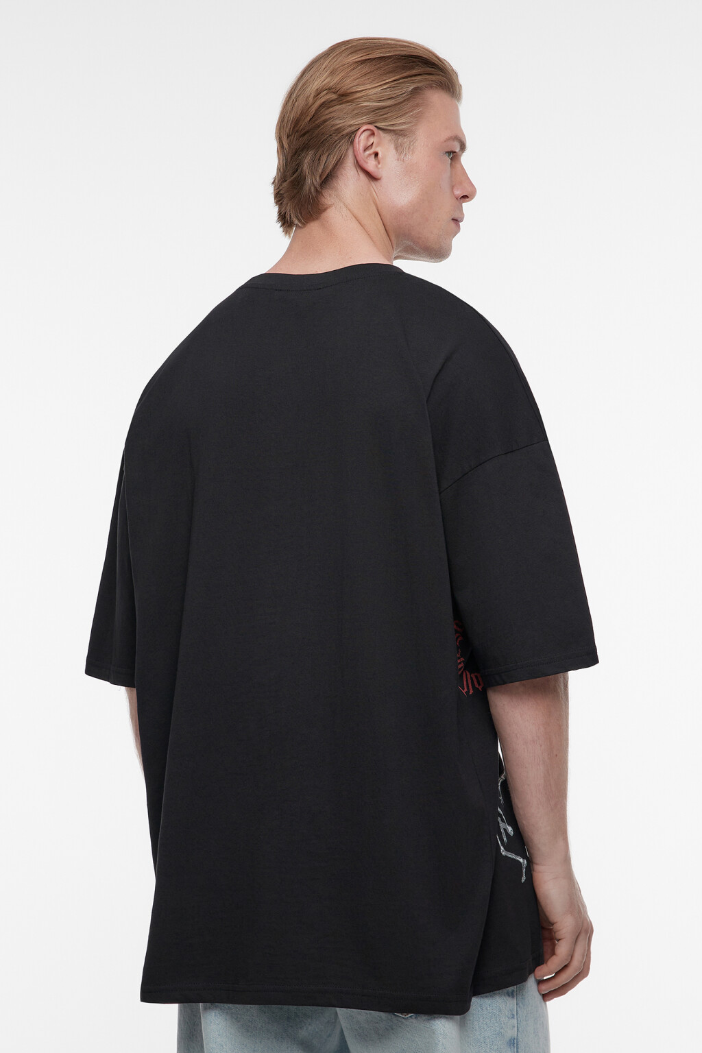 Футболка oversize хлопковая с принтом с черепами - цвет черный - 4