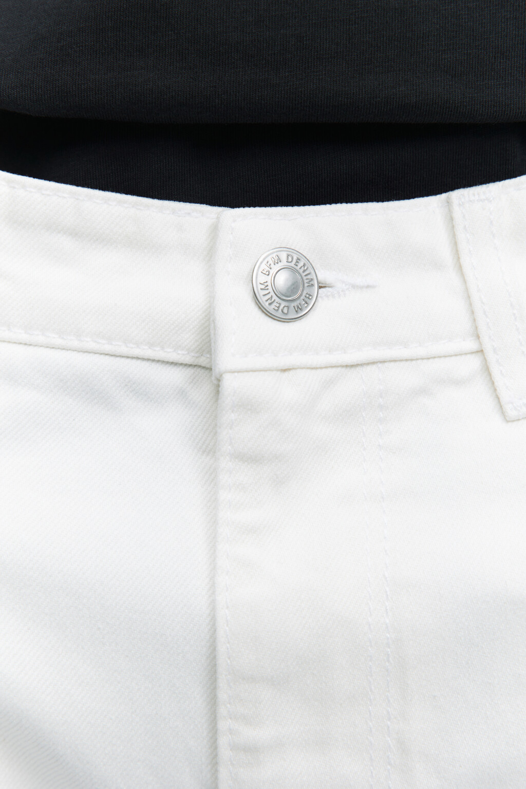 Джинсы slim зауженные с рваными коленями - цвет белый - 5