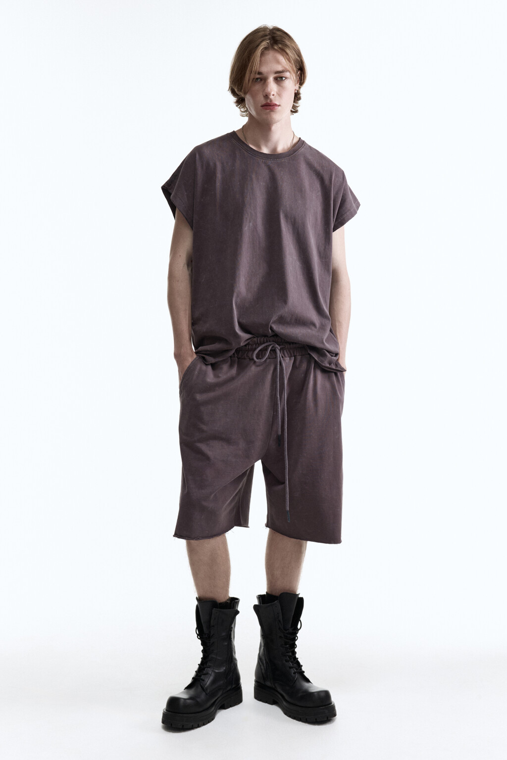 Шорты прямые хлопковые с обрезанными краями - цвет серый - 5