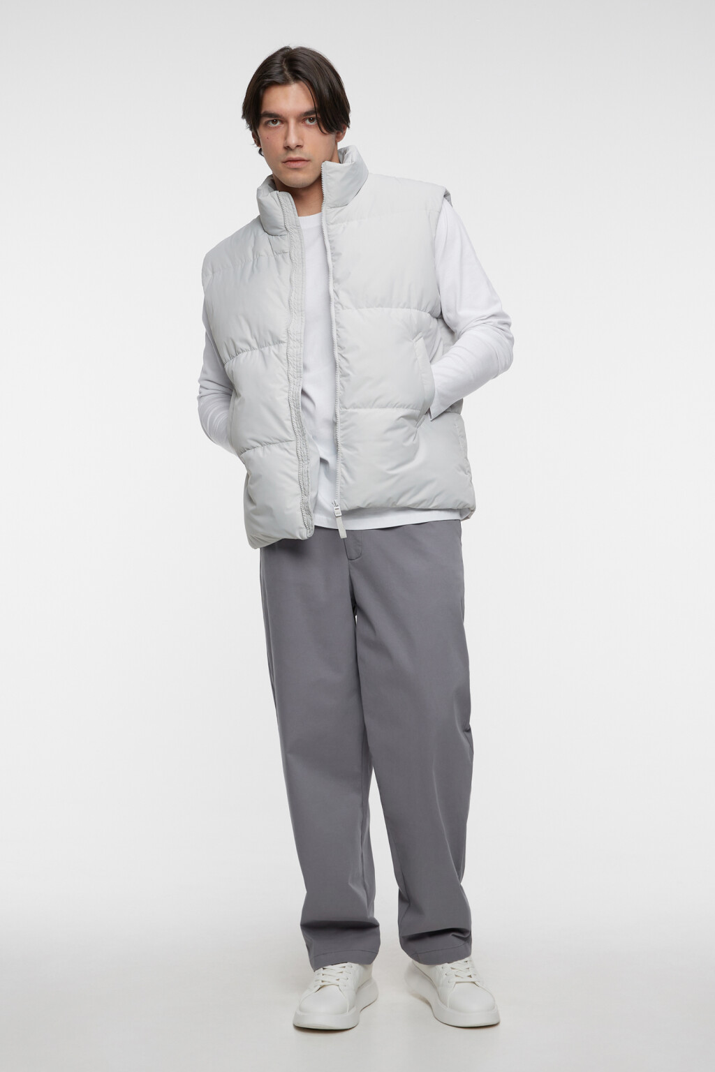 Жилет стеганый утепленный с воротником-стойкой - цвет ванильный - 1