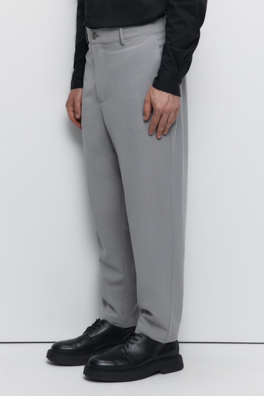 Брюки-бананы костюмные со средней посадкой - цвет серый - 3