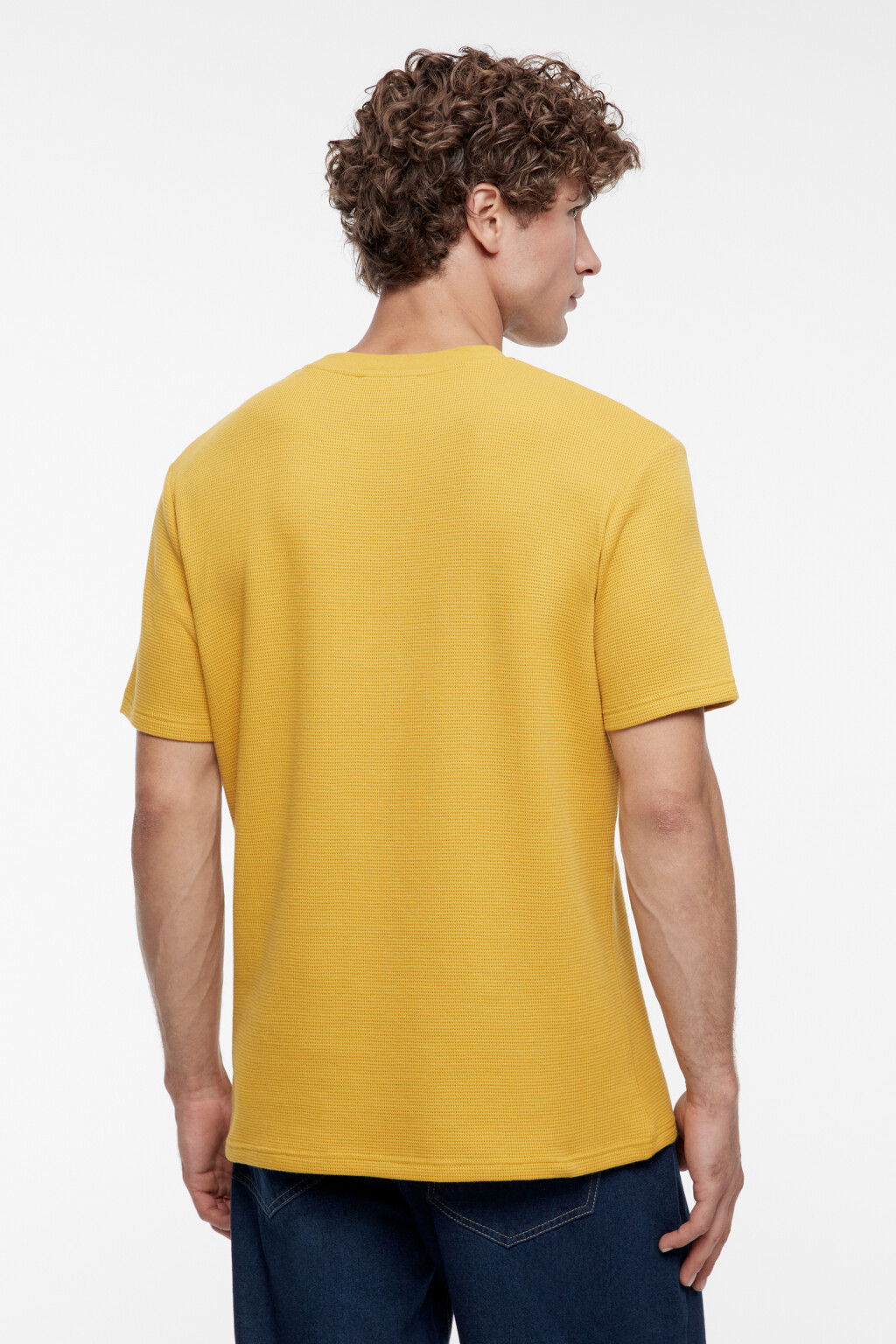 Футболка slim хлопковая из вафельной ткани - цвет желтый - 3