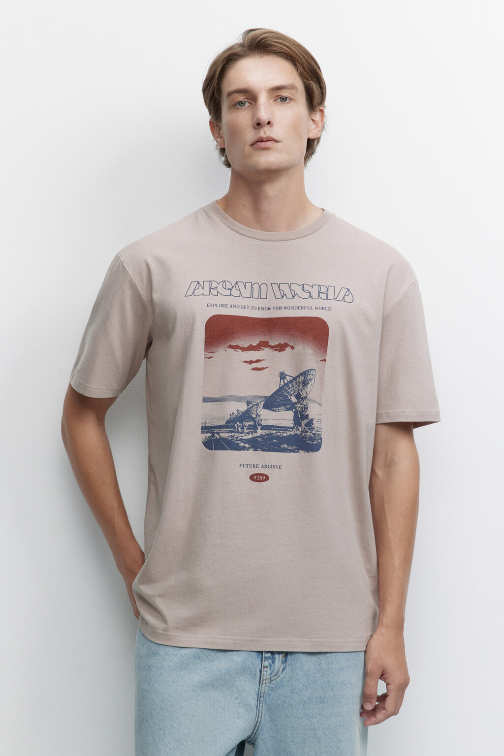 Футболка slim хлопковая с принтом и надписью - цвет бежевый - 2