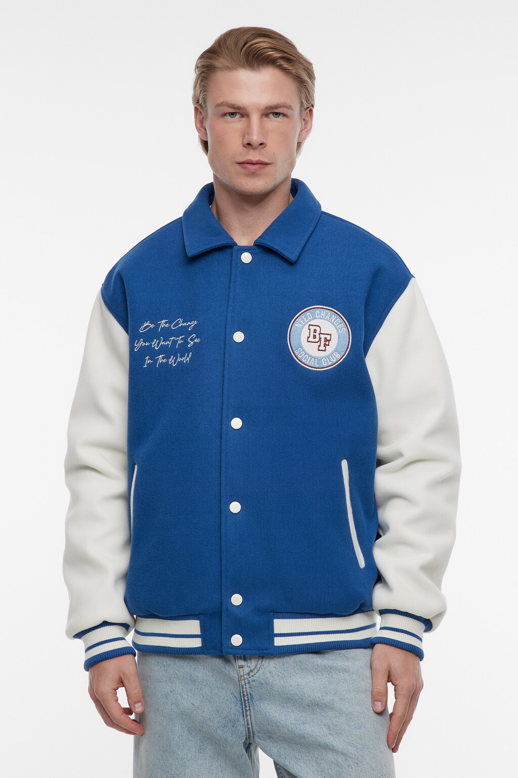 Куртка-бомбер утепленная с отложным воротником и нашивками - цвет синий - 2